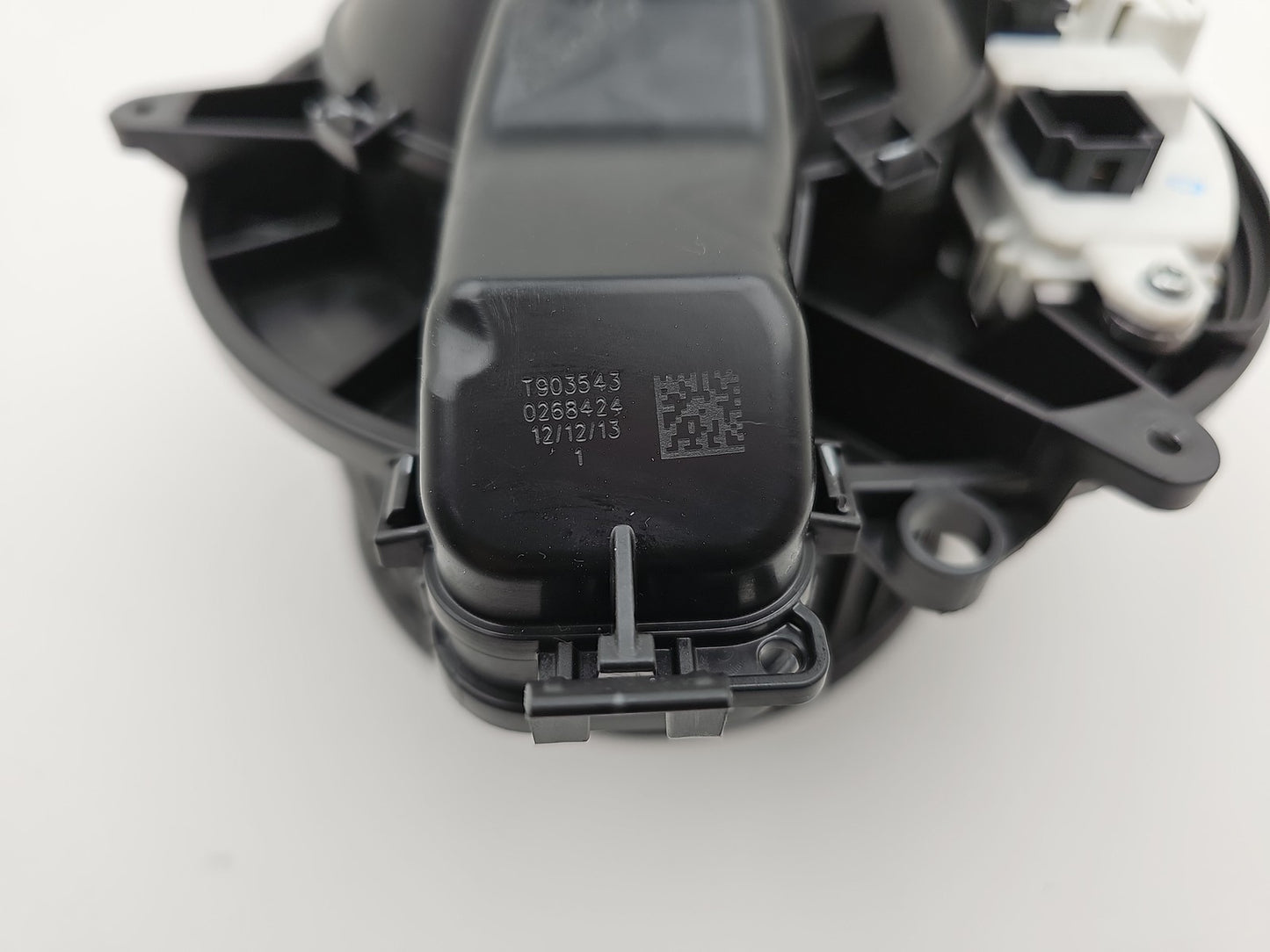 BMW F30 - 2012 2013 2014 2015 2016 - HEATER BLOWER MOTOR + RESISTOR 9276112