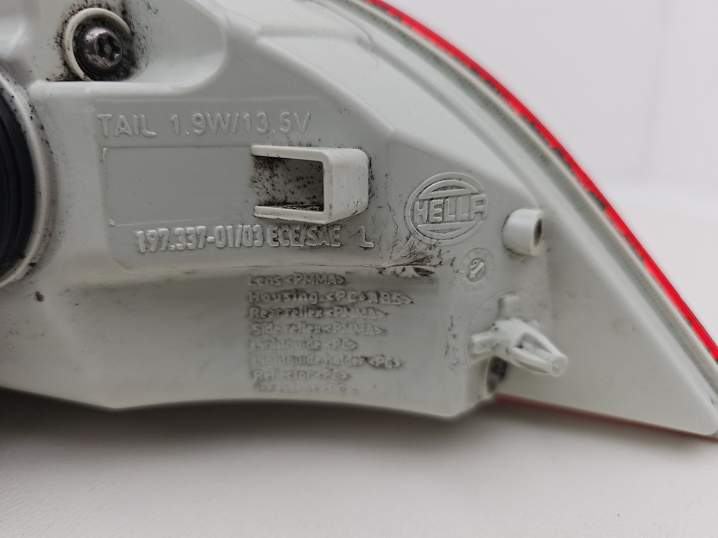 JAGUAR XE 2.0d R SPORT REAR LEFT OUTER TAILLIGHT 1973370103 OEM GENUINE