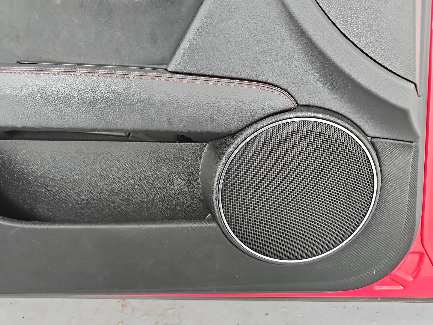 Mercedes-Benz W204 Saloon C Class Door Front Lh Left Red 590 Opal Fire 2012-14 - photo 8