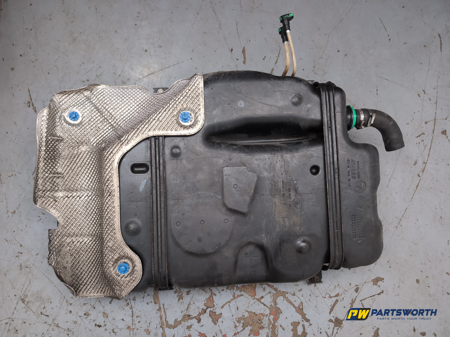 Mercedes-Benz B180 B-Class W246 1.8l Diesel Fuel Tank A2464700301 2011-2018 - photo 8