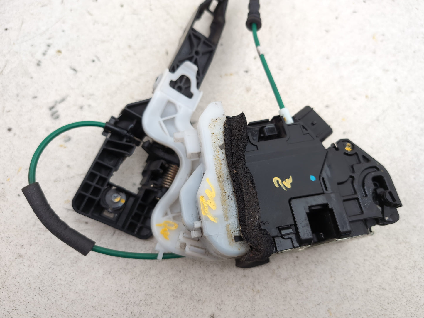 Door Lock Rear LH 8