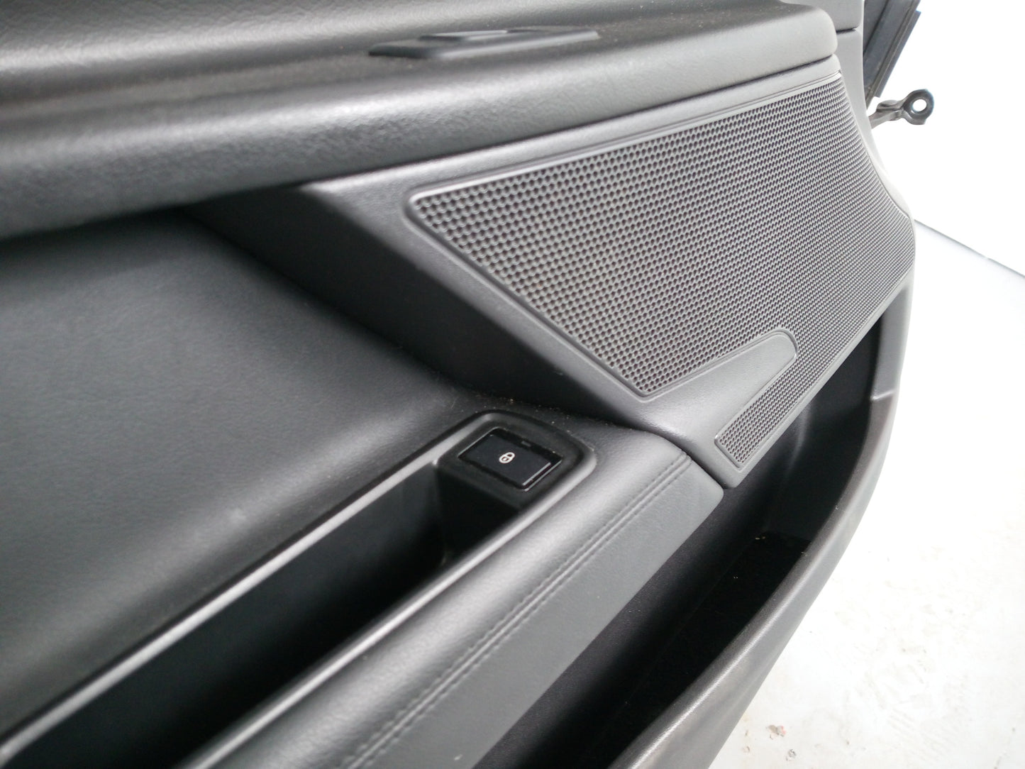 Jaguar Xe X760 Mk1 2015-2019 Passanger N/S Front Left Door Green Hgy - photo 8