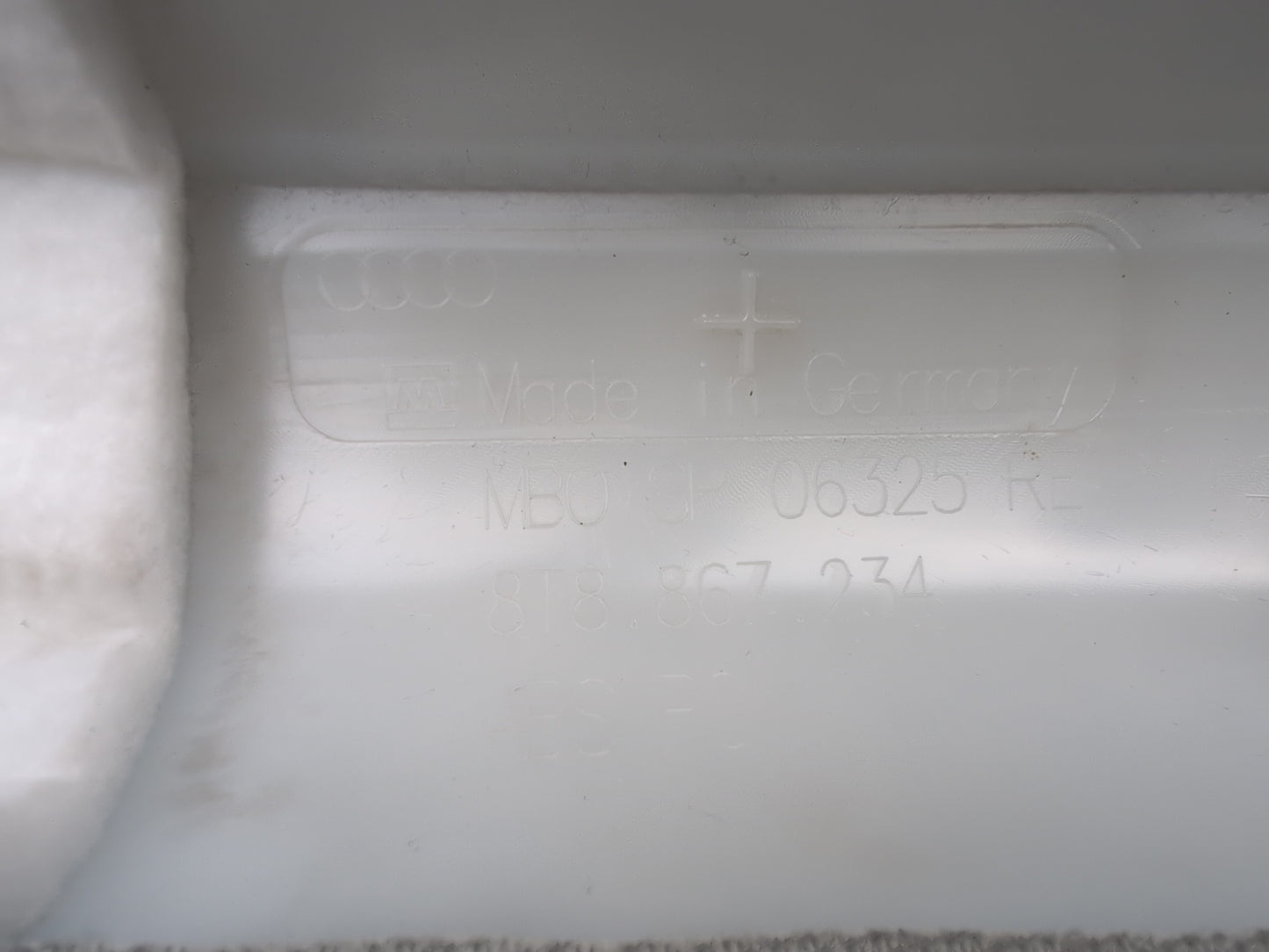 Pair Of Plastic A Pillar Trims 9