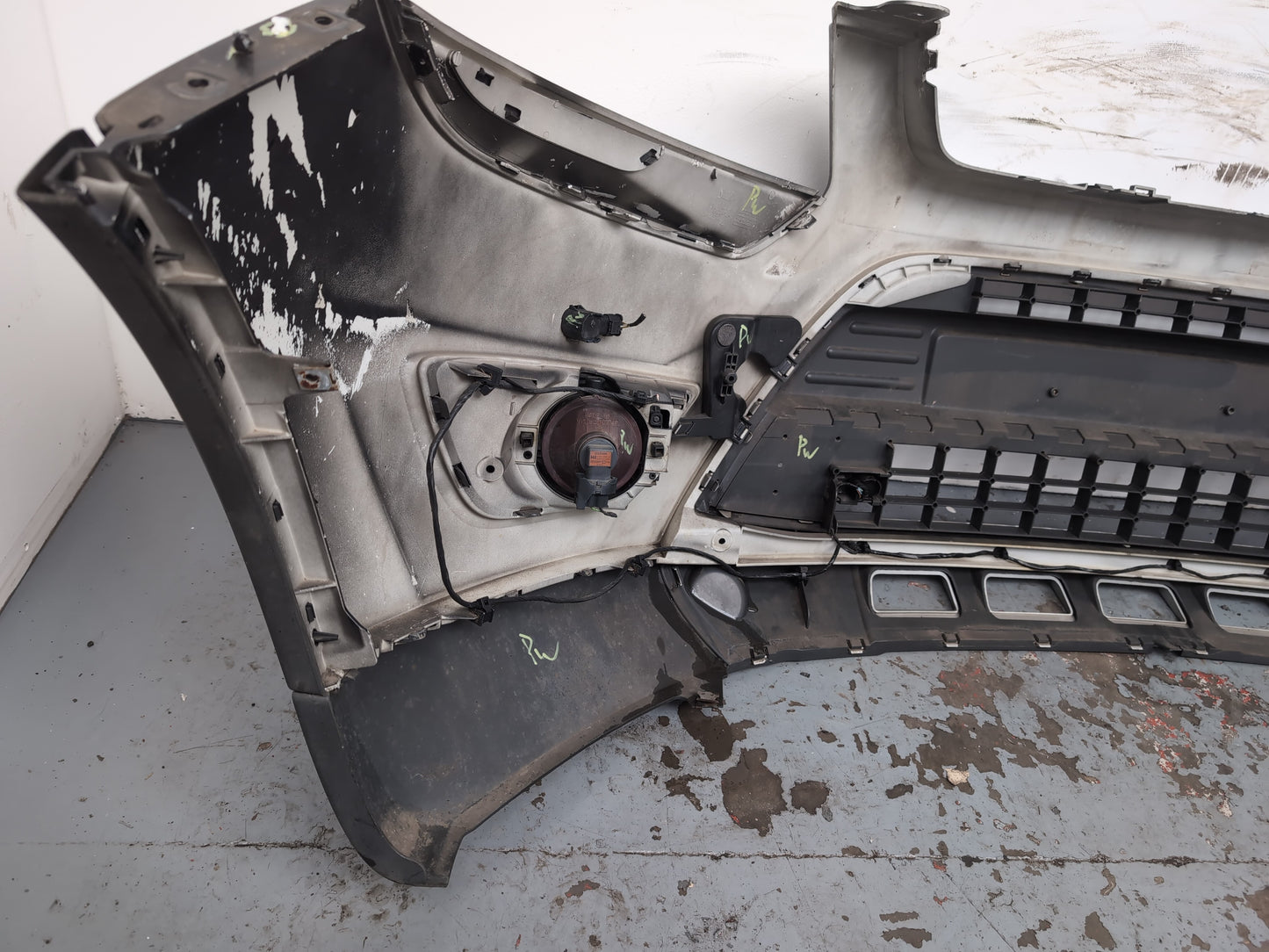 Front Bumper 20