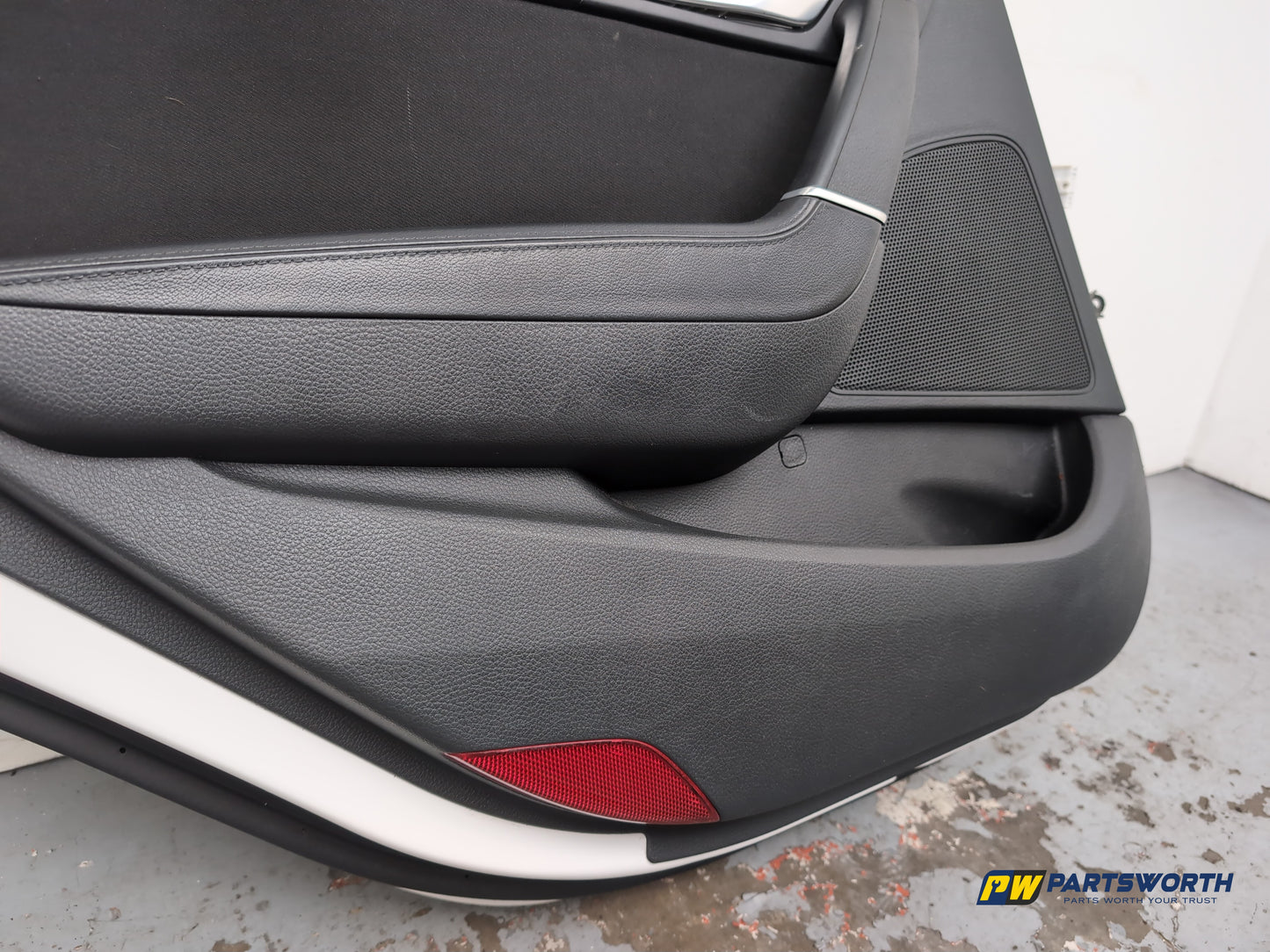Door Rear LH 14