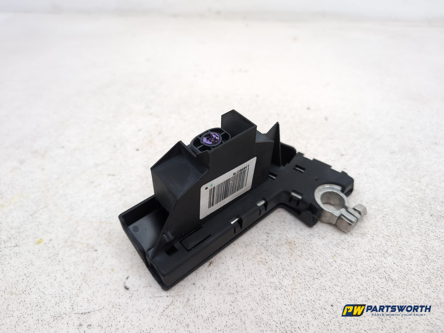 Audi A6 Se Tdi Positive Battery Terminal Kb8j4590 2011-2018 - photo 8