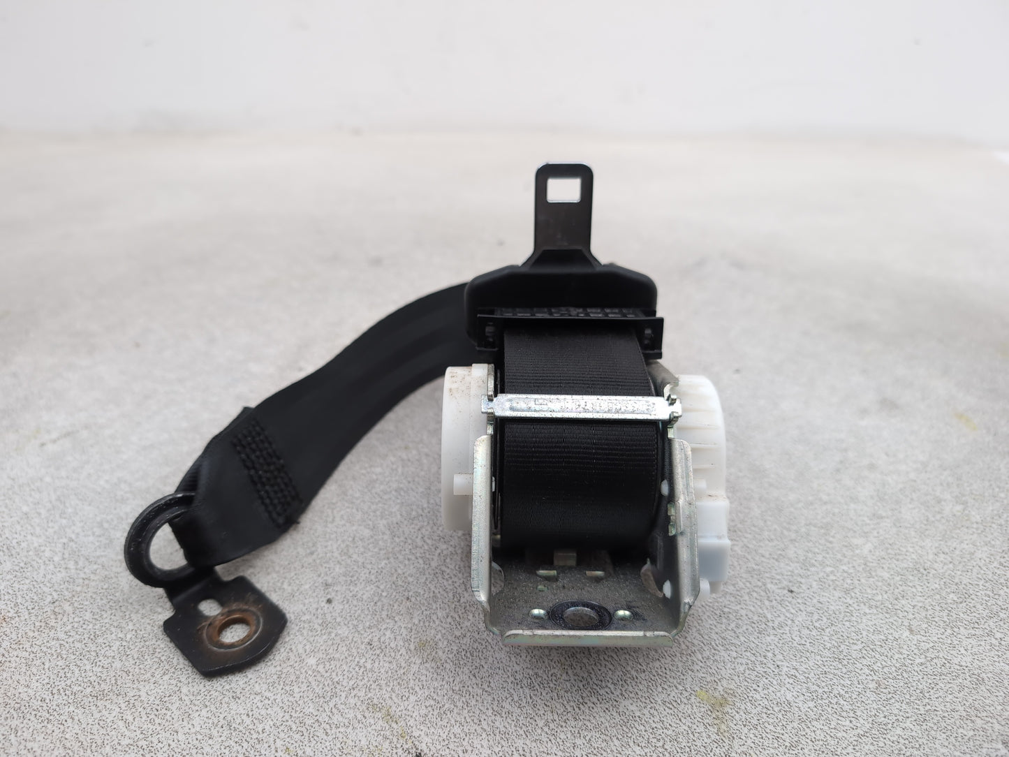 Seat Belt Rear LH 7