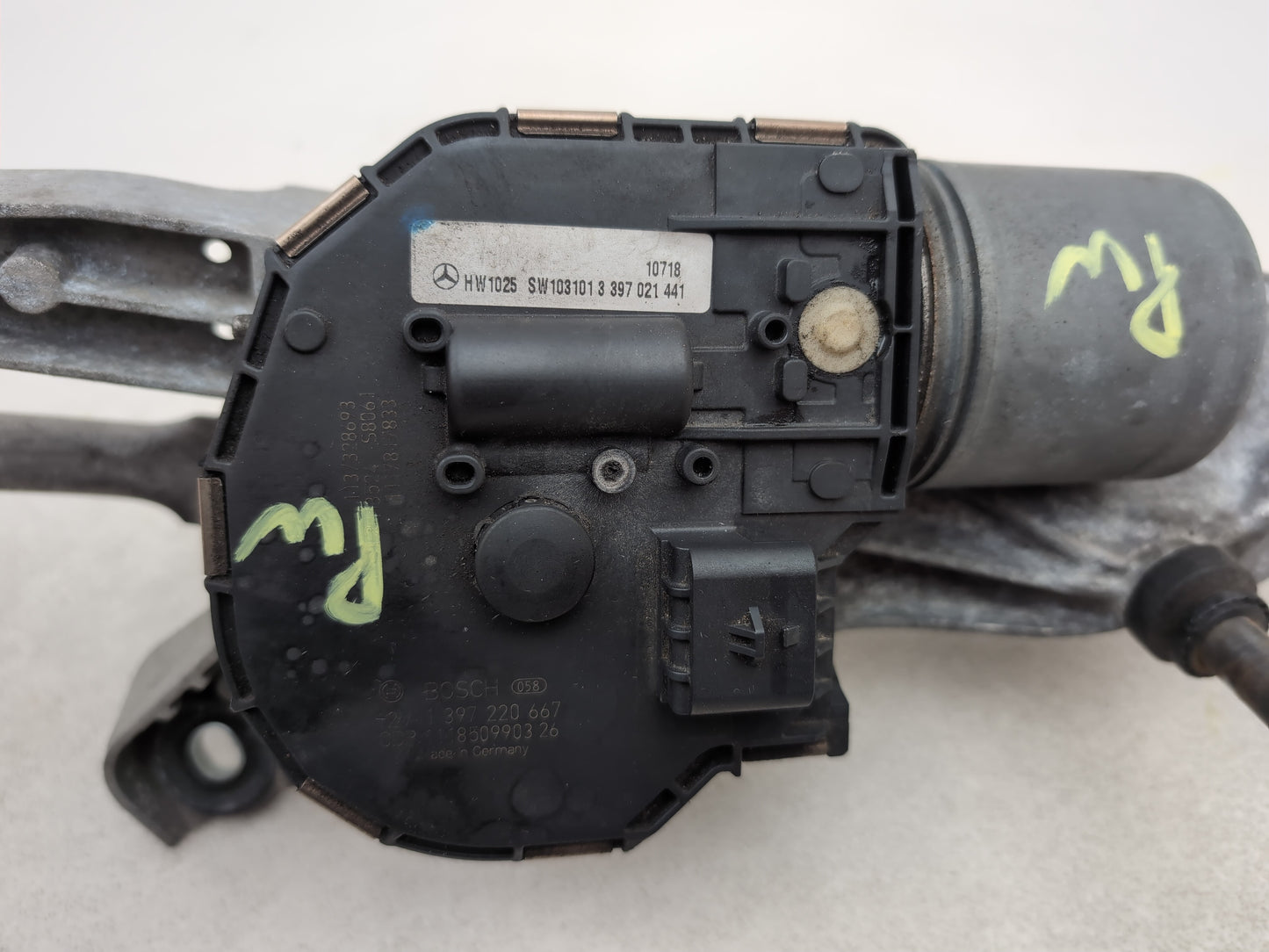 Front Wiper Motor & Mechanism / Linkage 7
