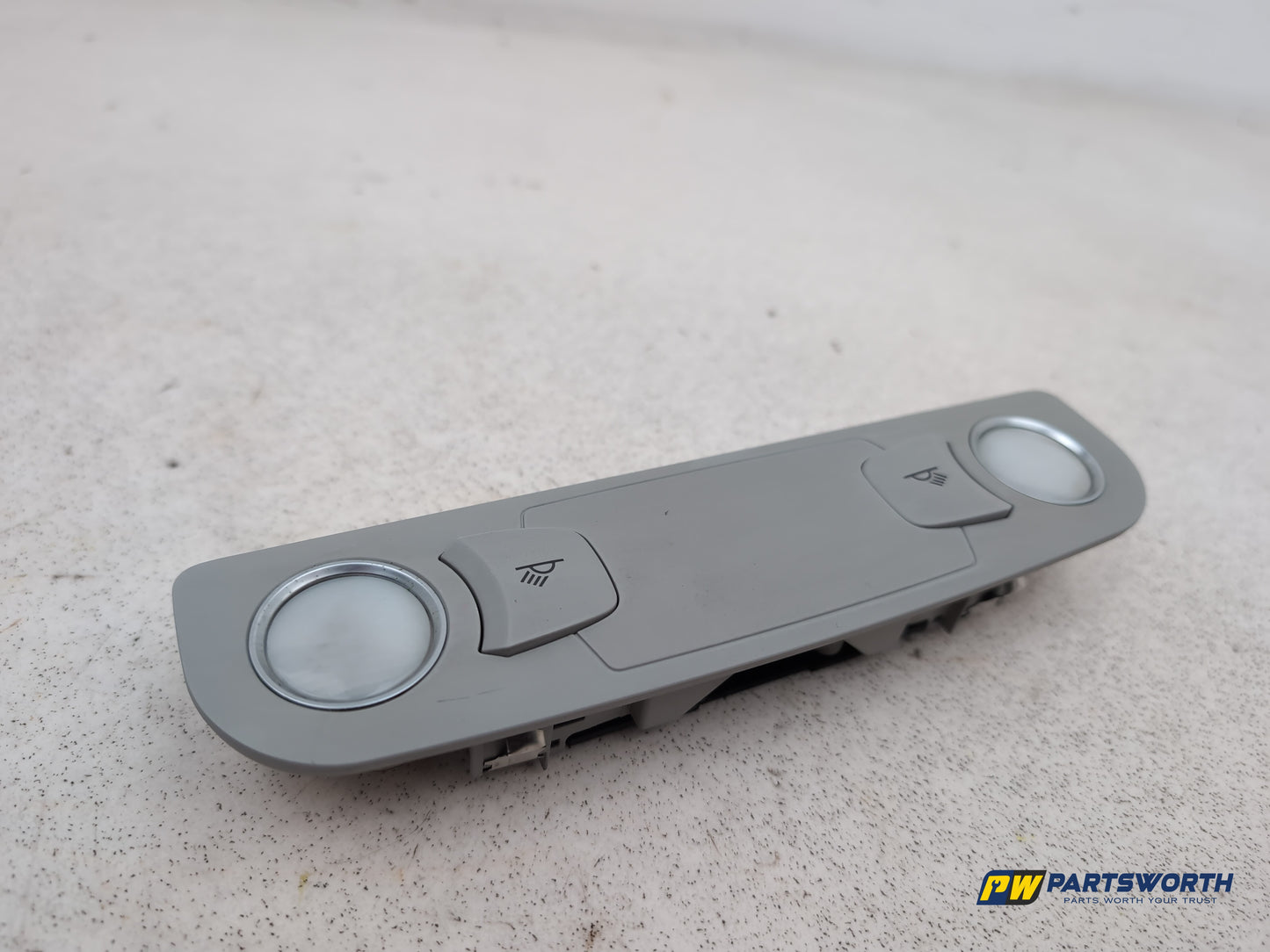 Audi A6 Se Tdi Quattro A Reading Light Rear 2005-2008 - photo 6