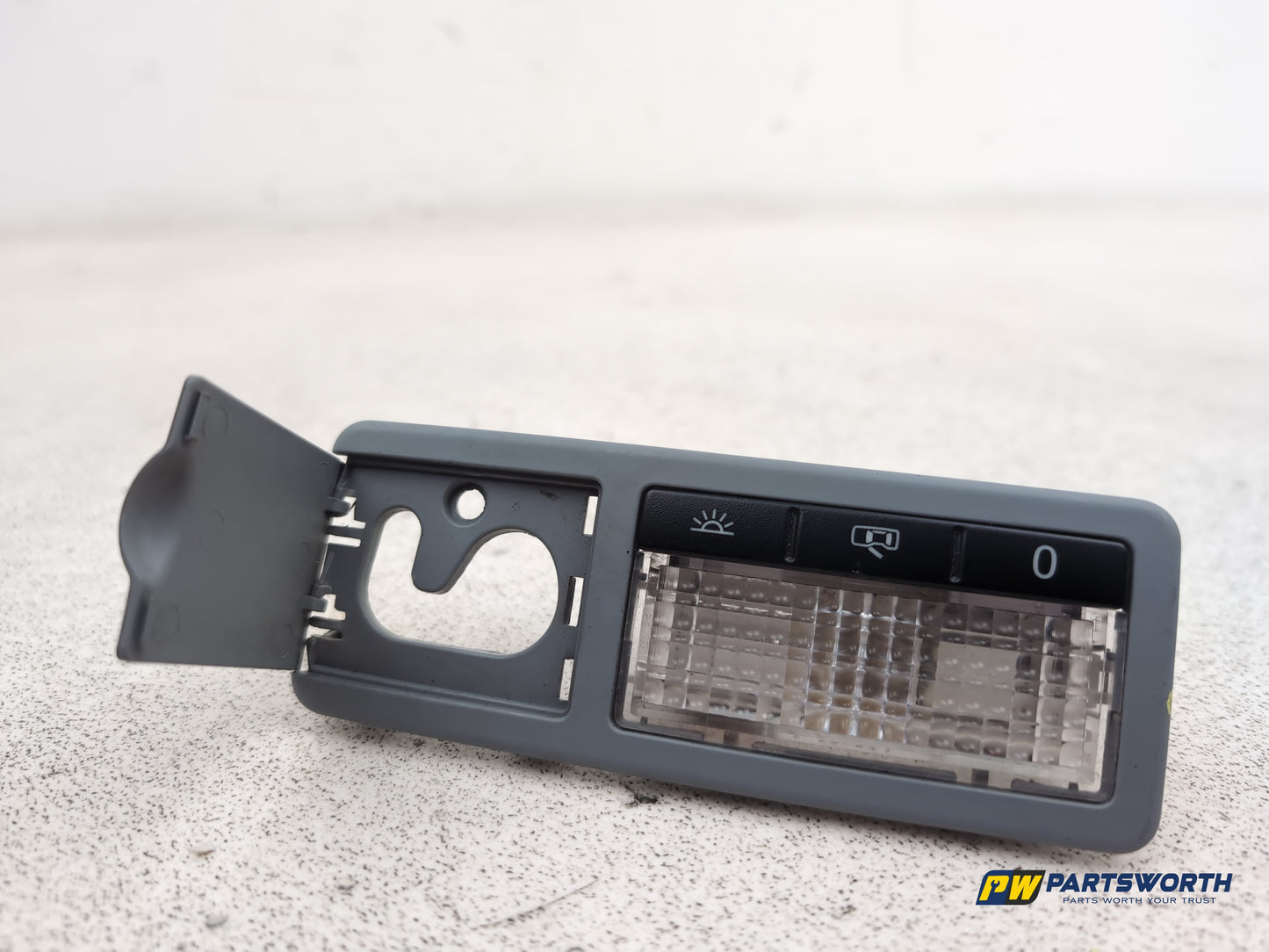 Porsche Cayenne Tiptronic Interior Roof Light Rear Left Passenger Side 7l5947291 - photo 7