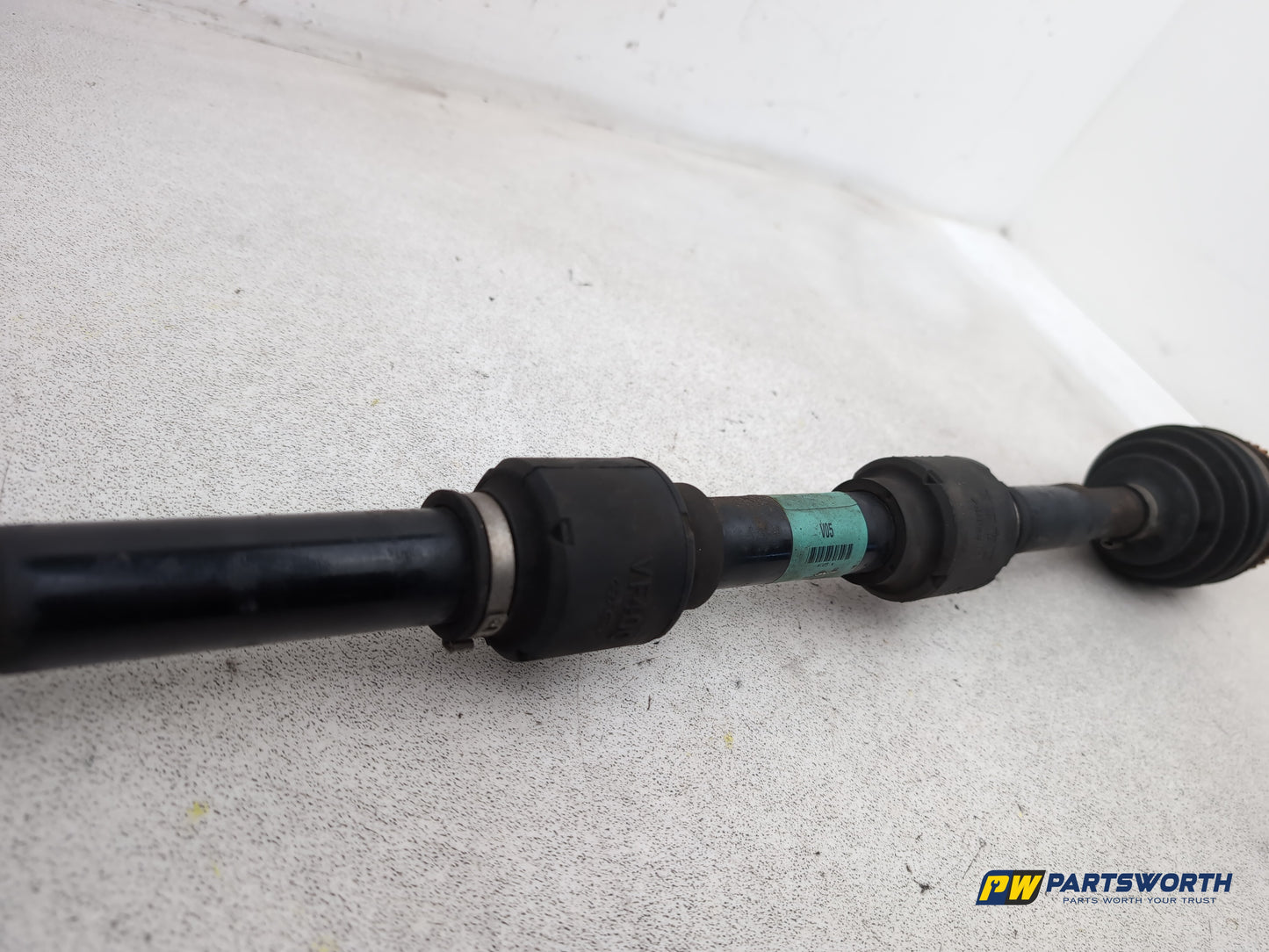 Hyundai I40 Style Crdi Diesel Front Right Side Driveshaft 495013z450 2011-2019 - photo 7