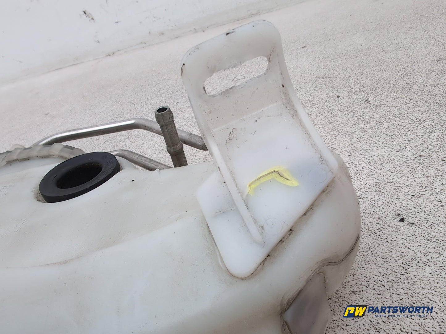 Mercedes Cls 320 Cdi Auto Washer Bottle Windscreen A2118603860 2004-2008 - photo 9