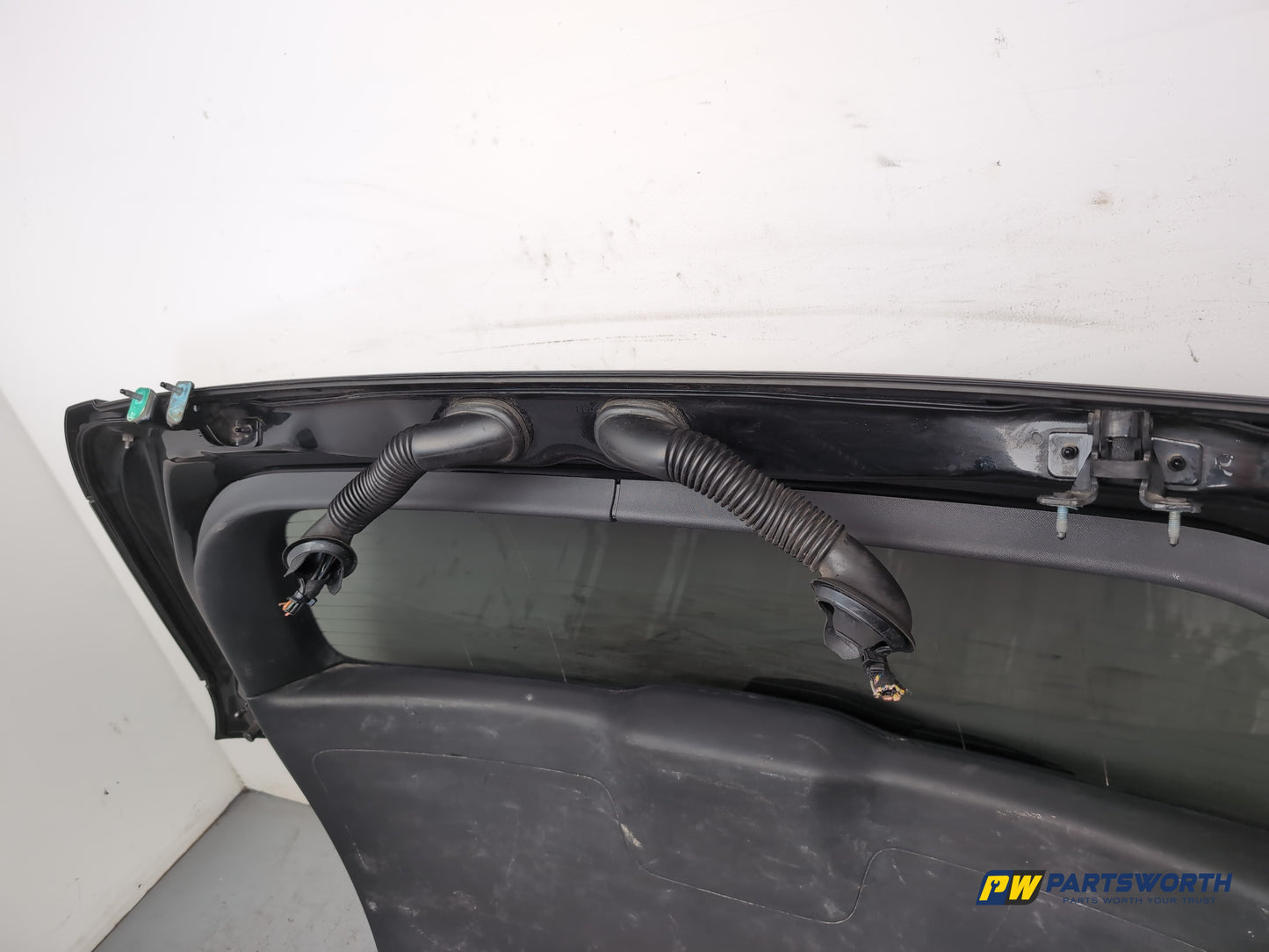 Boot Lid 13
