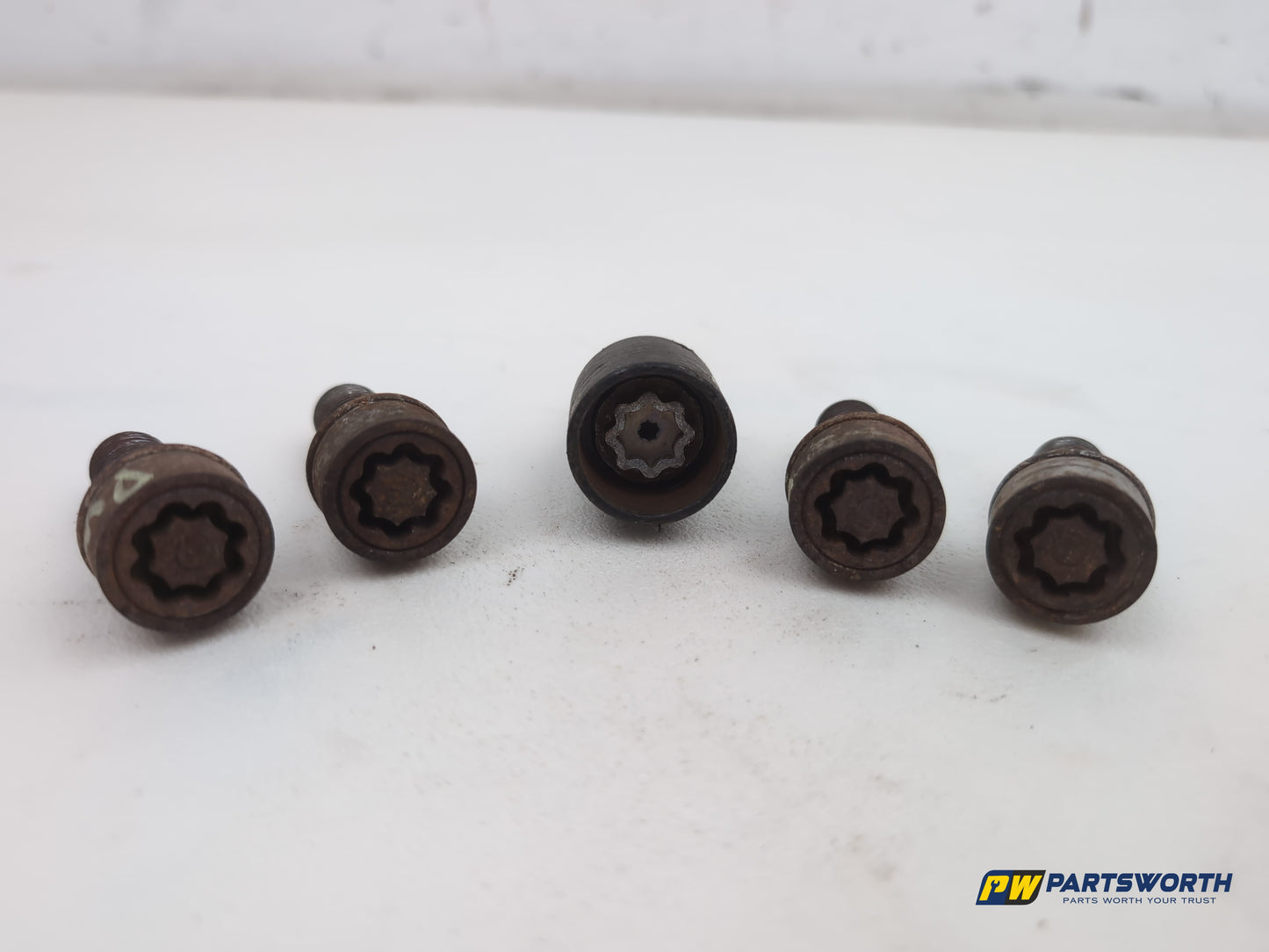 Mercedes-Benz B180 Blueefficiency Sport Locking Wheel Nut Bolt Key Set - photo 6