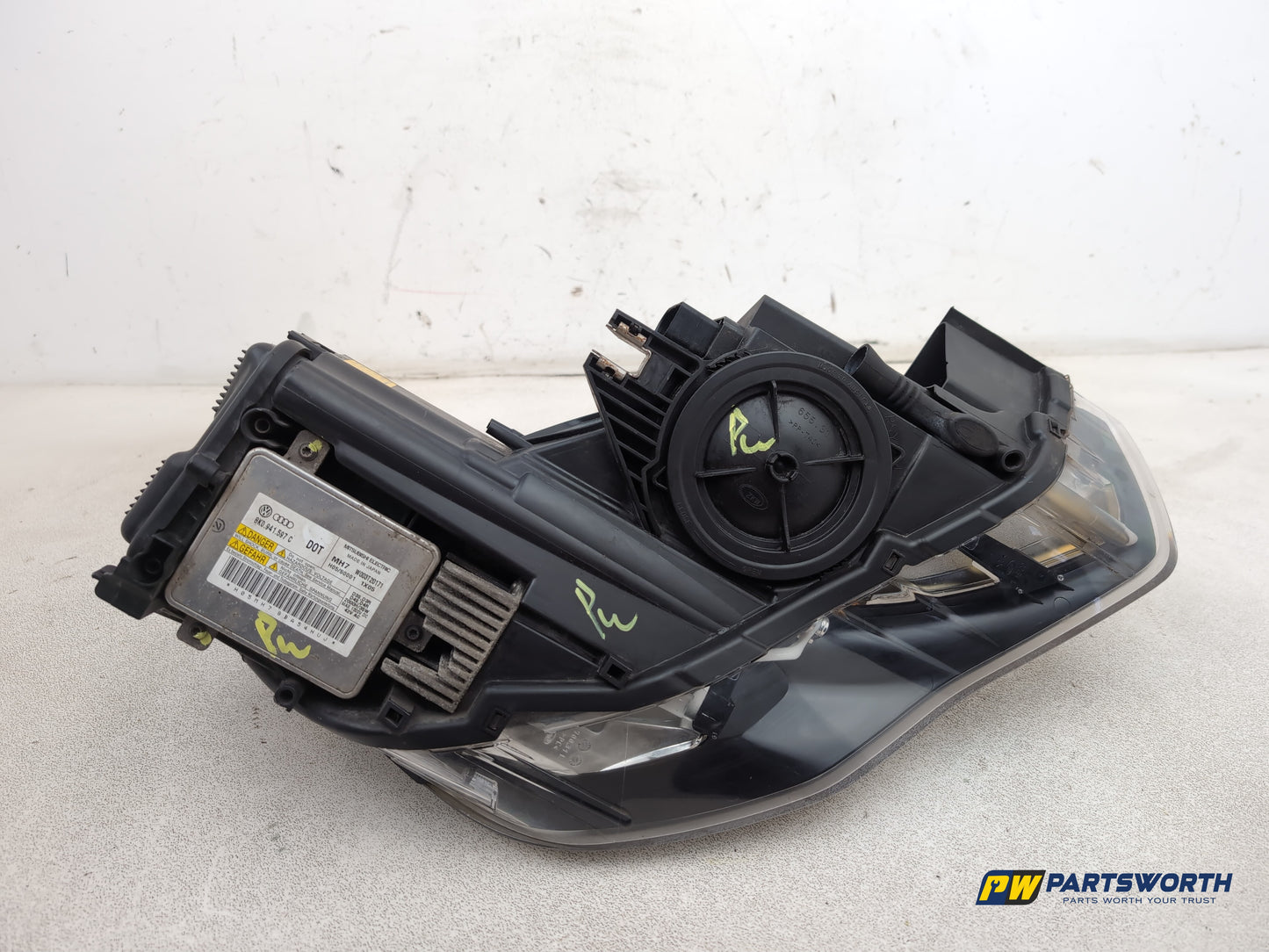 Audi A1 Contrast Edition Headlamp Lh Passenger Side Xenon 8x0941003n 2010-2012 - photo 7