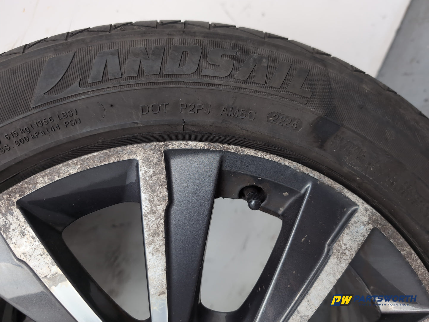 Wheel Road Alloy 7