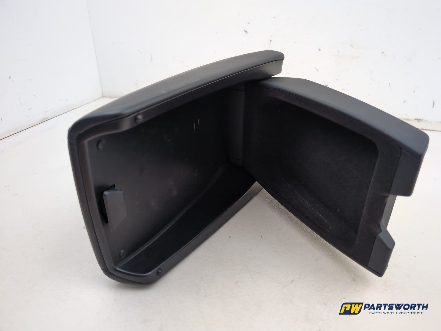 Centre Console Armrest 7