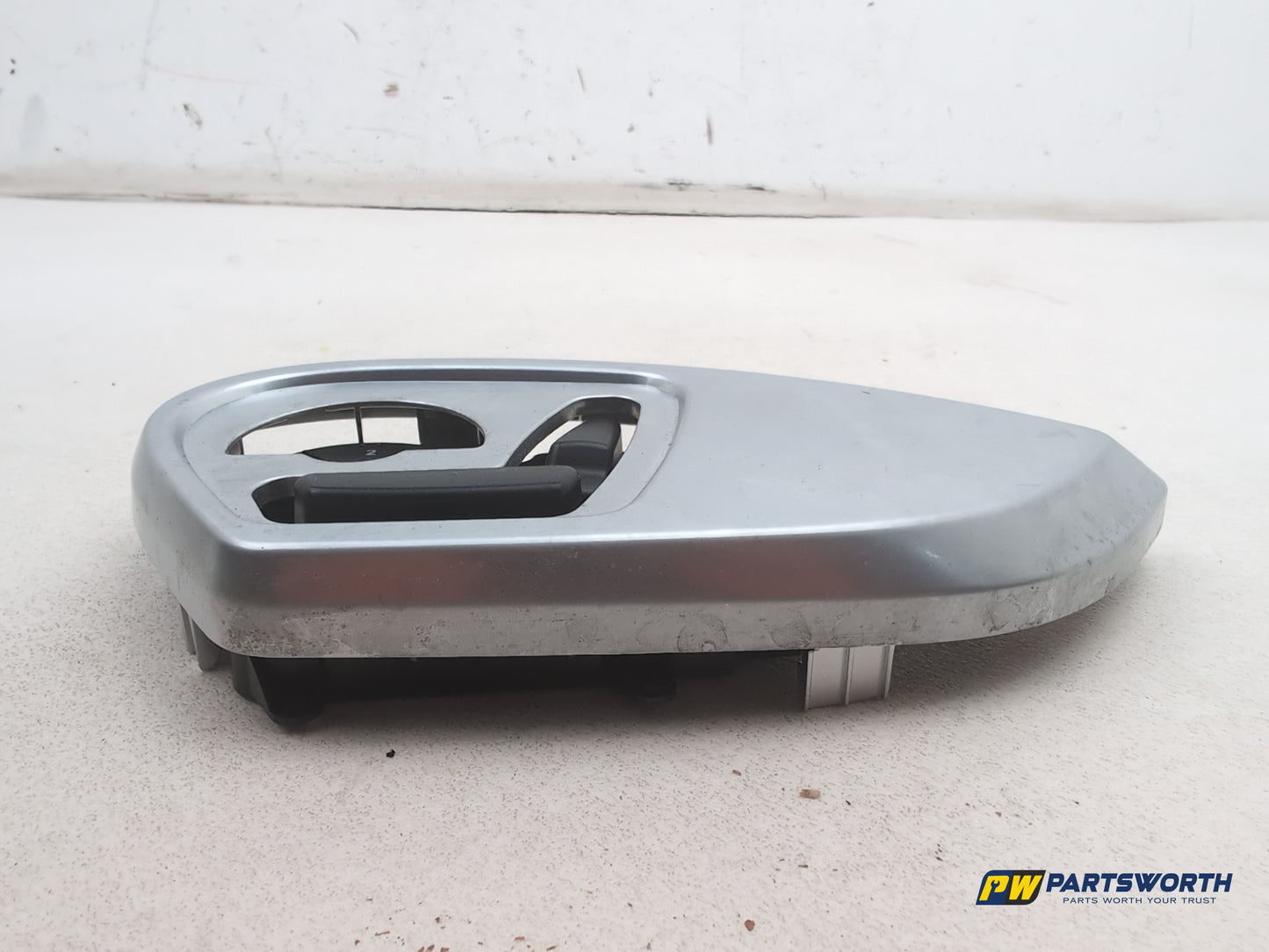 Mercedes R320 R-Class W251 Seat Control Switch Passenger A1648704310 2006-2013 - photo 6
