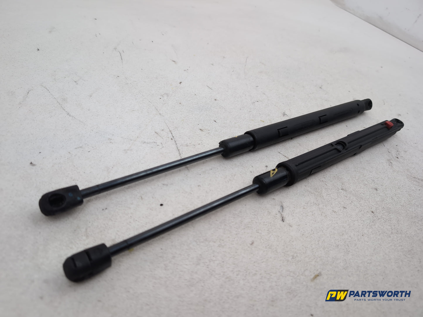 Mercedes R320 R-Class W251 Gas Pressure Hood Dampers Pair A2518800229 2006-2013 - photo 6
