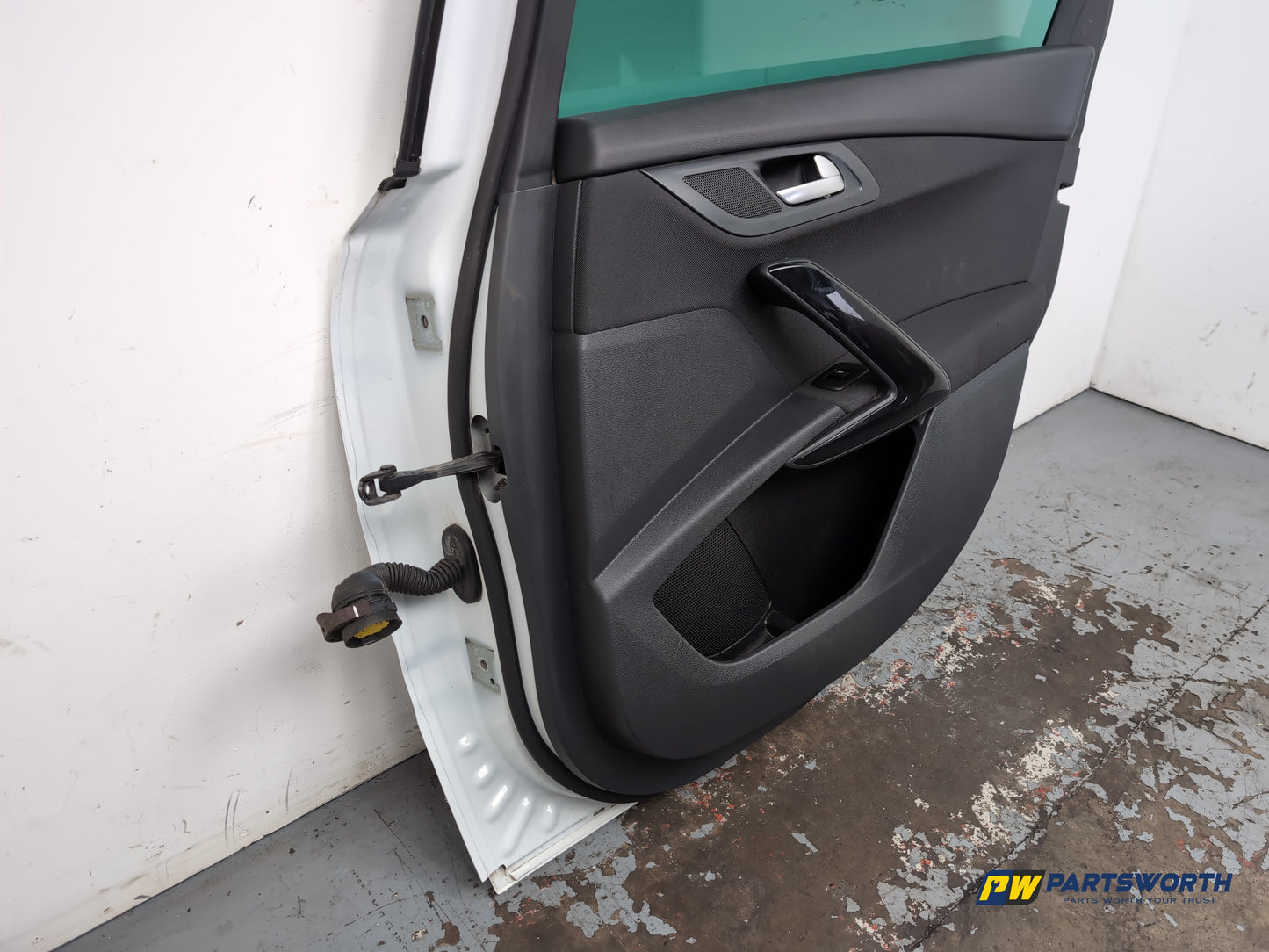 Door Rear RH 13