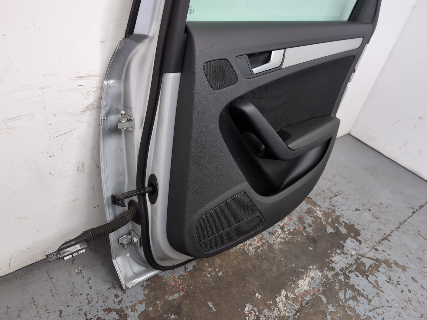 Door Rear RH 13