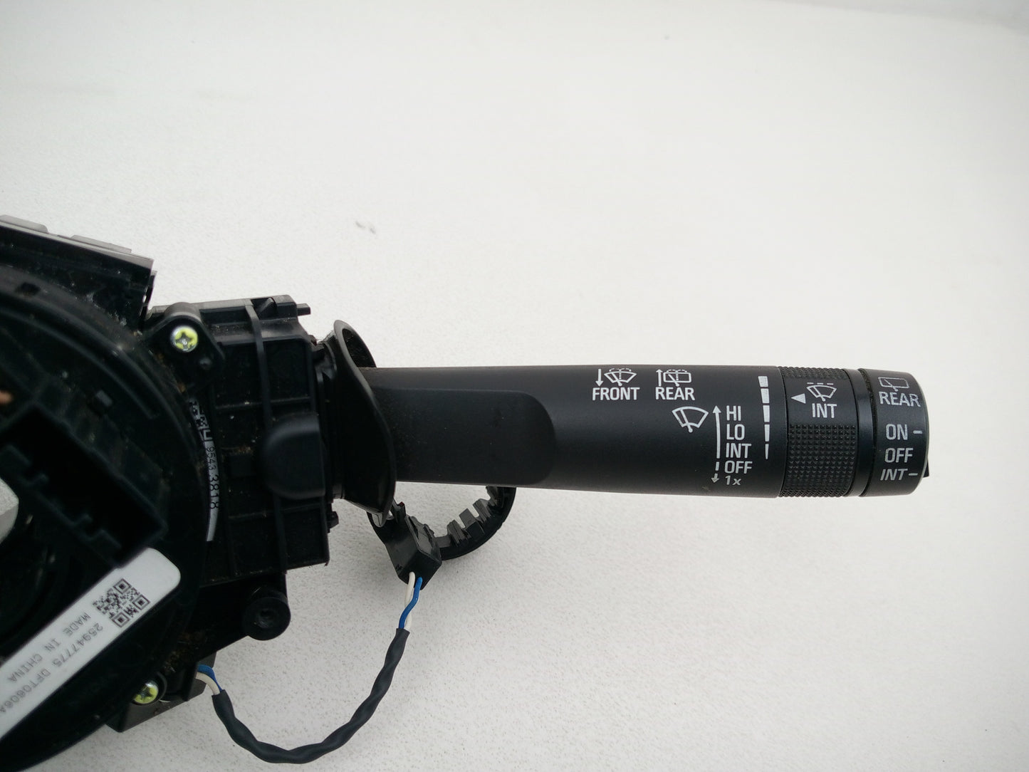 Wiper Stalk, Cruise Control, Gear Selector Stalk 10