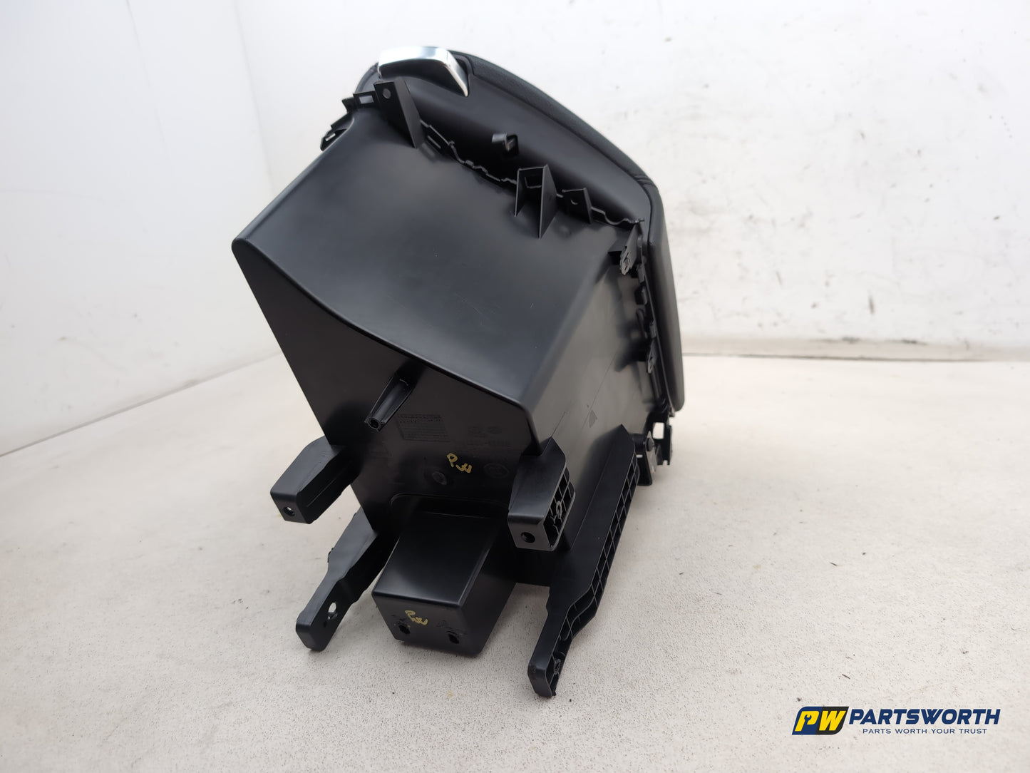 Centre Console Armrest 10