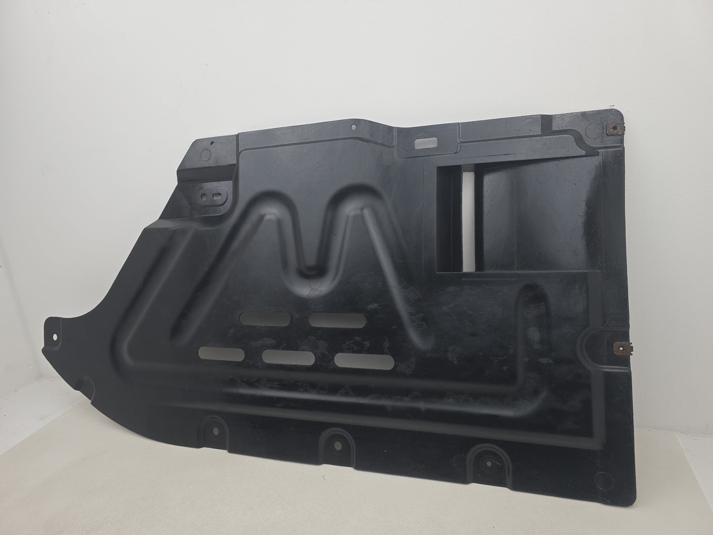 Gearbox undertray 6