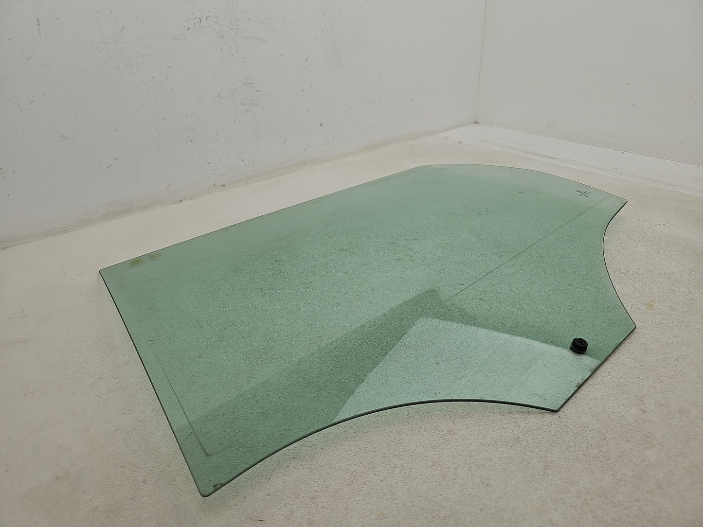 Door Glass Rear LH 6