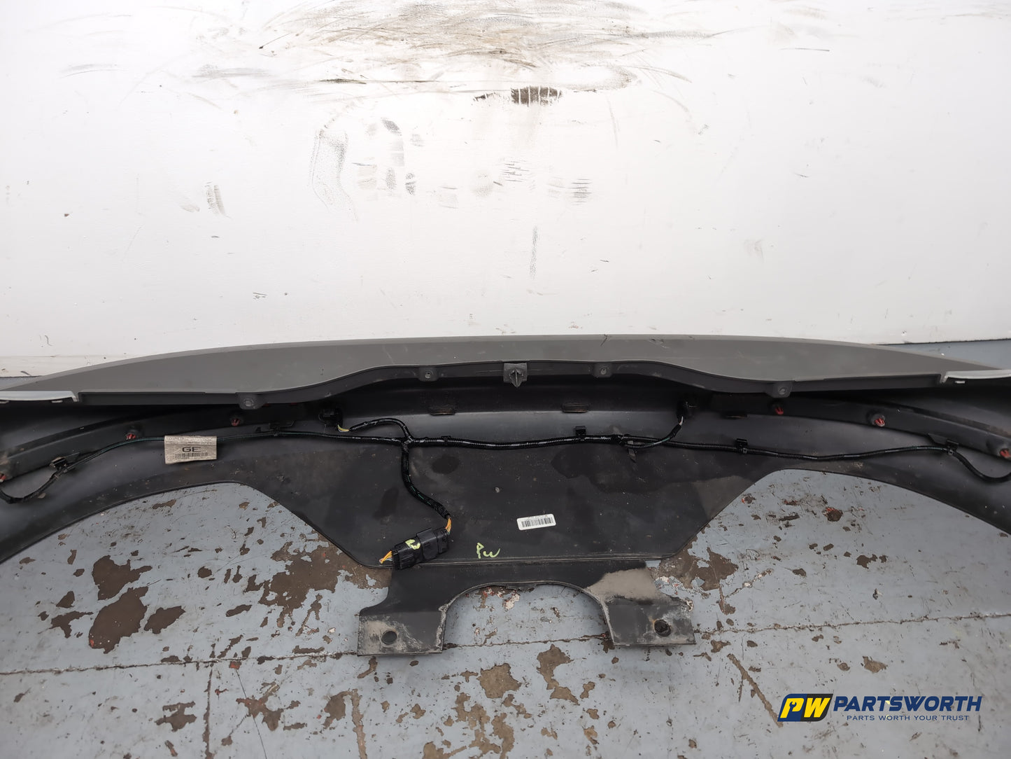 Rear Bumper 18
