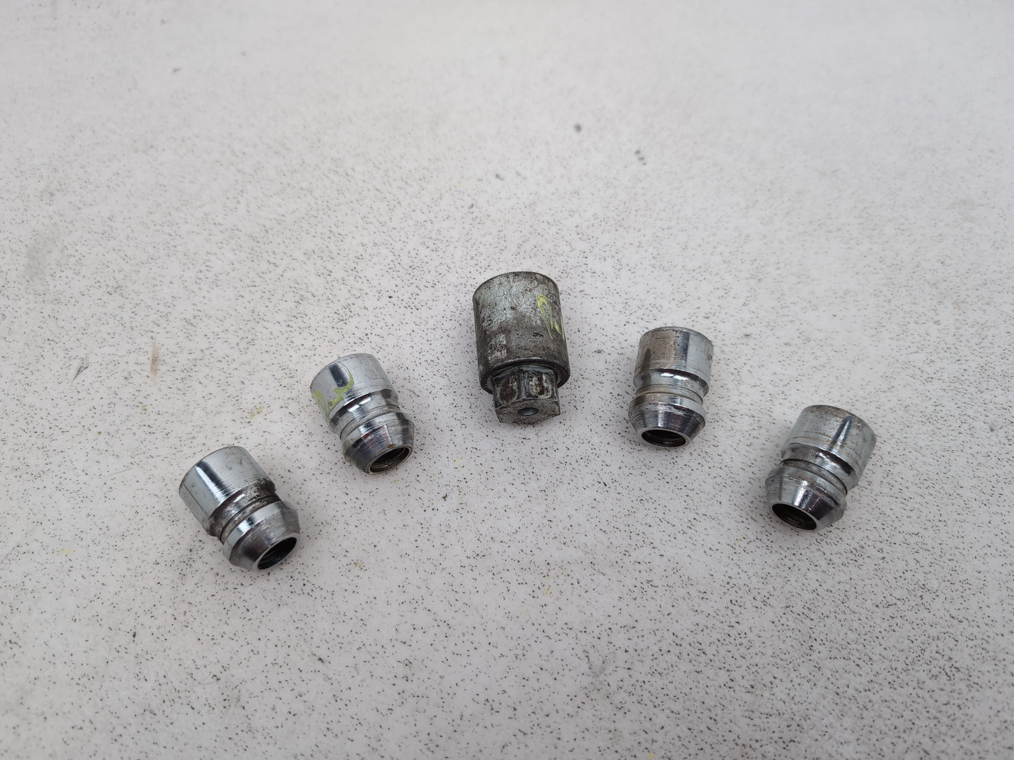 Vauxhall Insignia Sri Vx-Line A Set Of Locking Wheel Nuts Bolts Key - photo 6