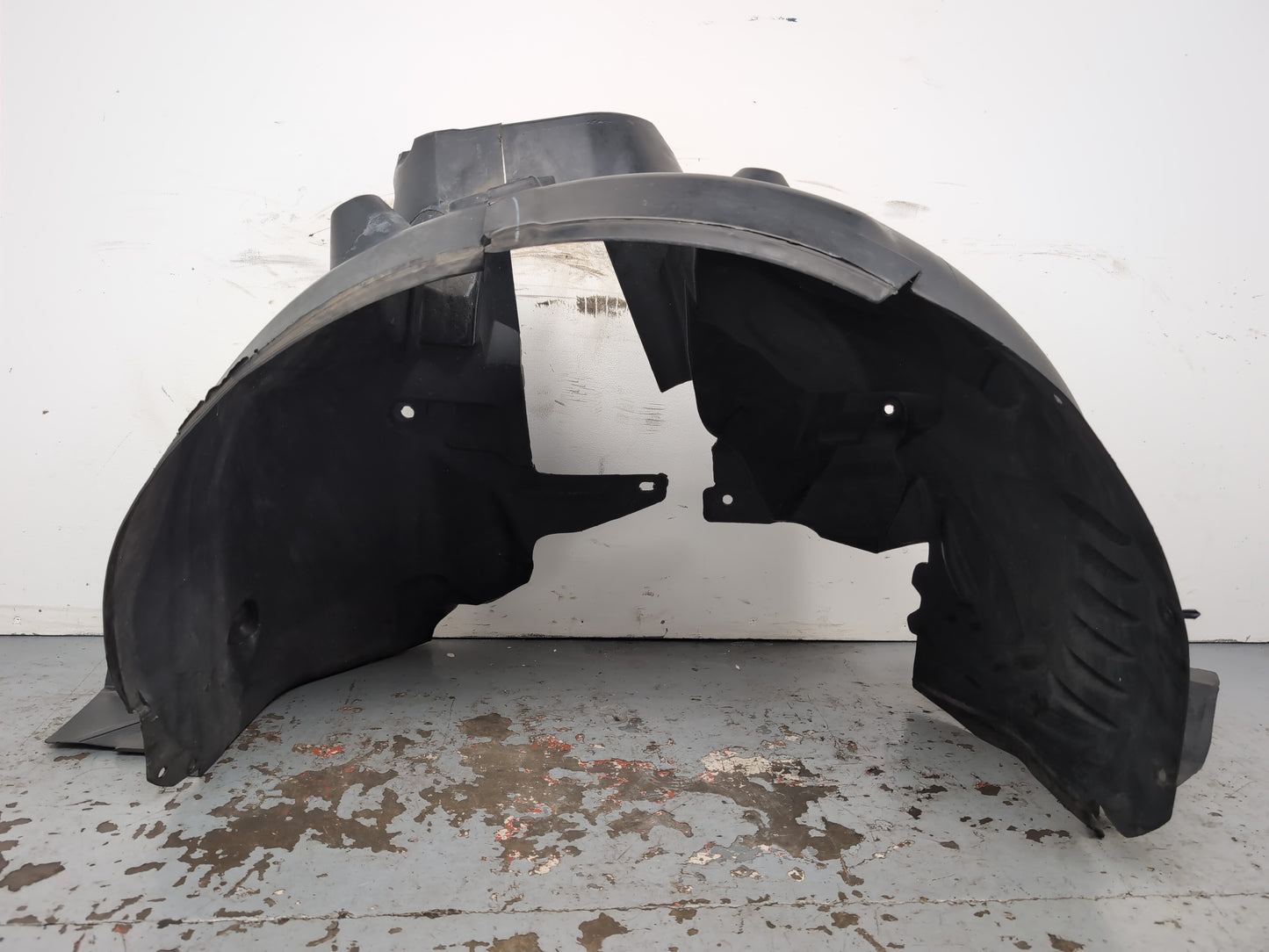 Mercedes-Benz C250 Amg Sport Ed125 Wheel Arch Splash Guard Front Right Side - photo 6