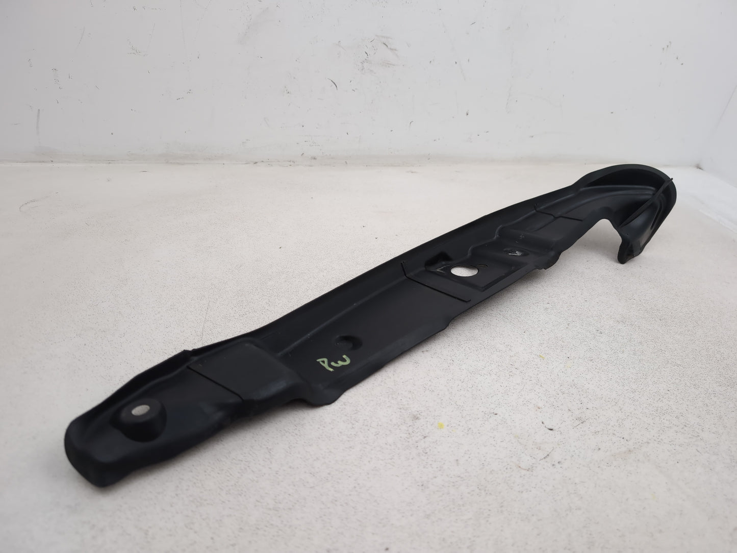 Audi A6 Se Tdi Front Wing Mount Bracket Left Passenger Side 4g0821111 2011-2018 - photo 6