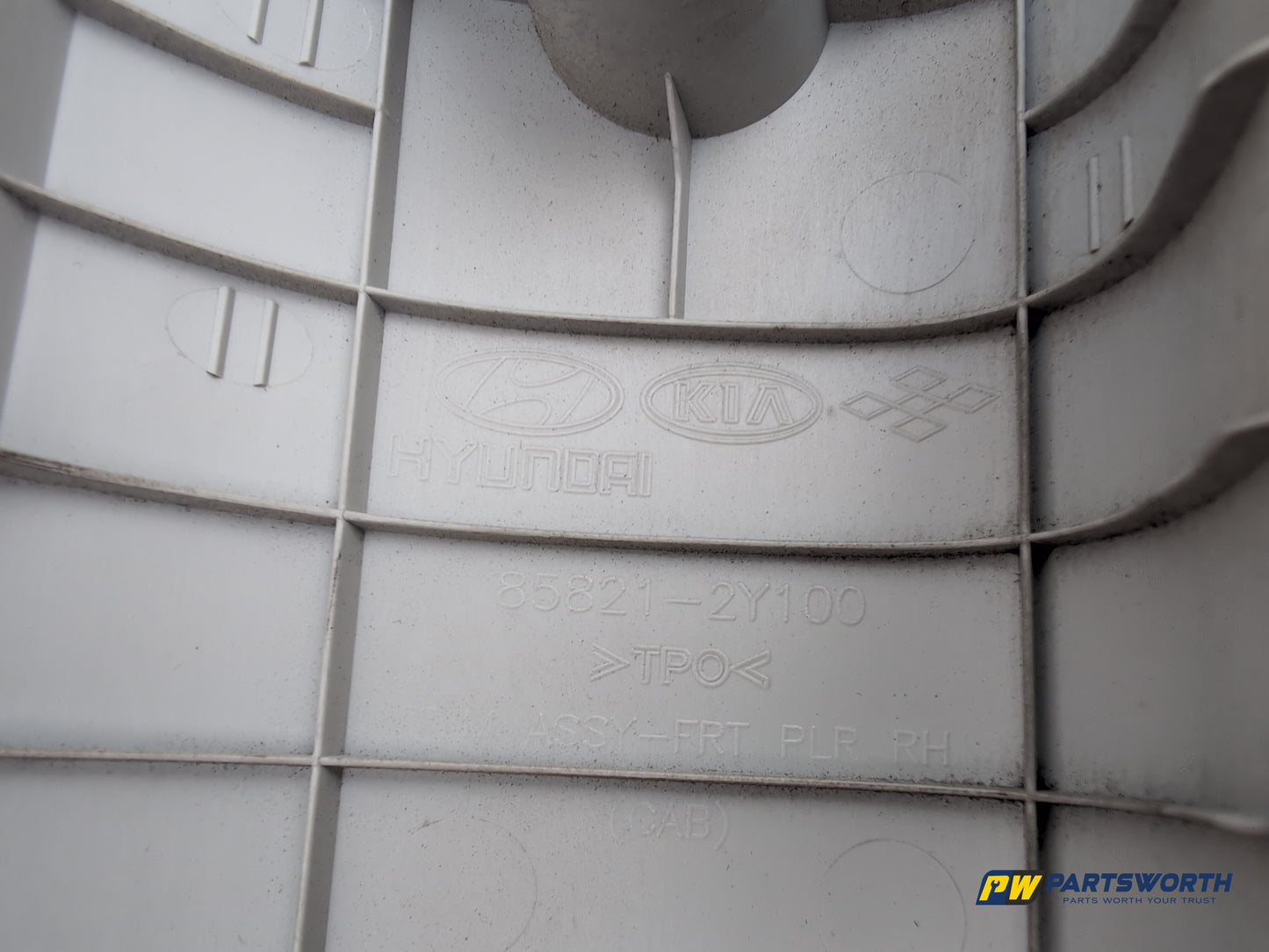Hyundai Ix35 Style 2wd Crdi Rh A Pillar Trim Driver Side 858212y100 2009-2015 - photo 6