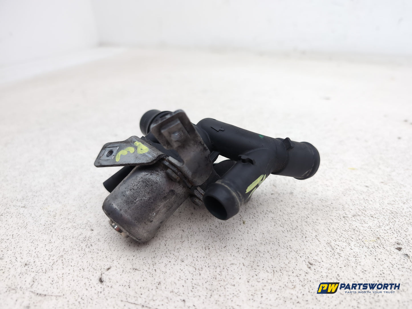Mercedes-Benz C250 Amg Sport Ed125 Cdi Bcy Coolant Circulation Valve A6512000231 - photo 6
