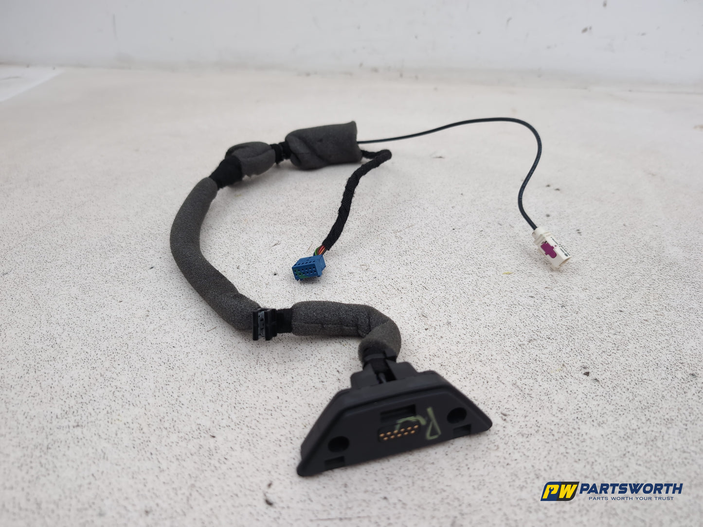 Skoda Citigo Se 12v Navigation Mounting Loom Base Holder Pod Dock 1s0035935a - photo 5