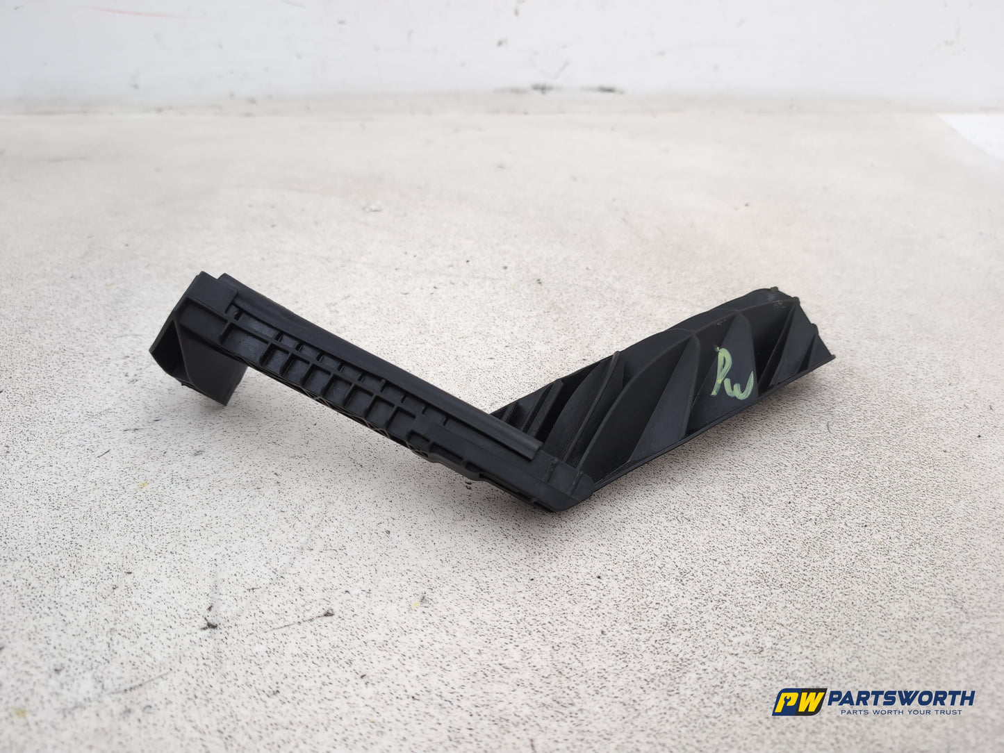 Peugeot 208 Active Rear Right Side Window Rail Guide Runner 9673361280 2012-2019 - photo 6