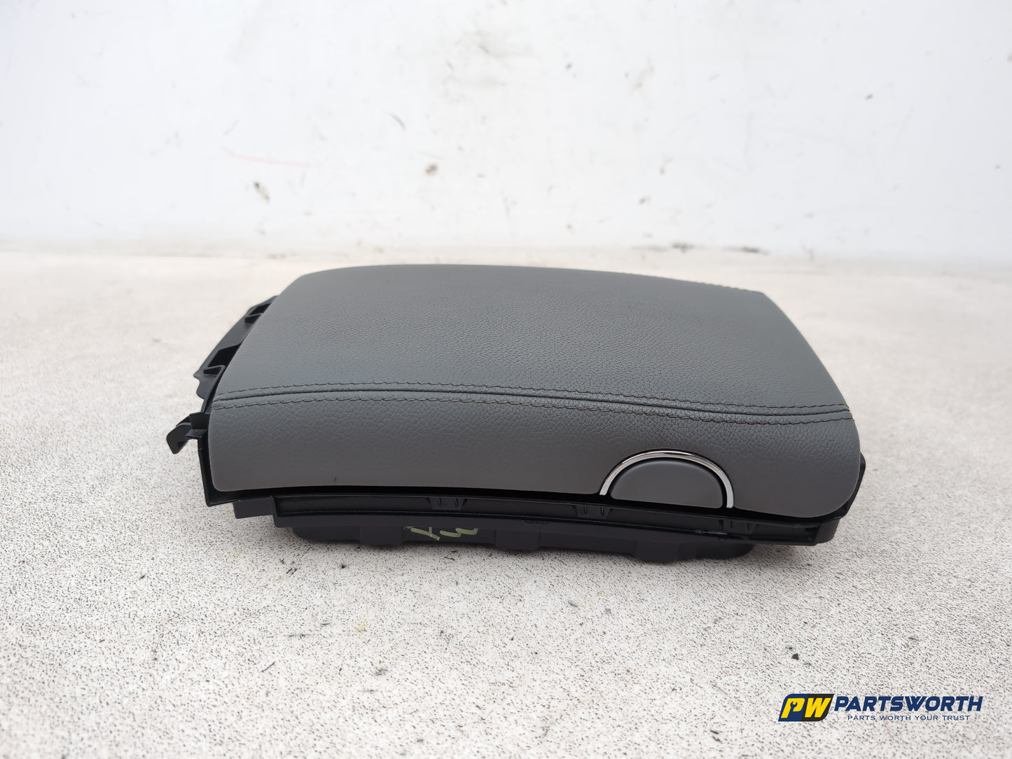 Mercedes Cls 320 Cdi Auto Centre Console Armrest 2007-2008 - photo 8