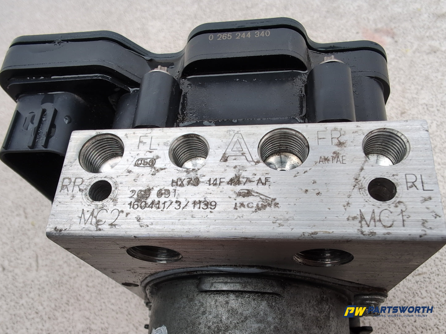 Jaguar Xf Portfolio D Abs Pump Hx7314f447af 2015-2017 - photo 6