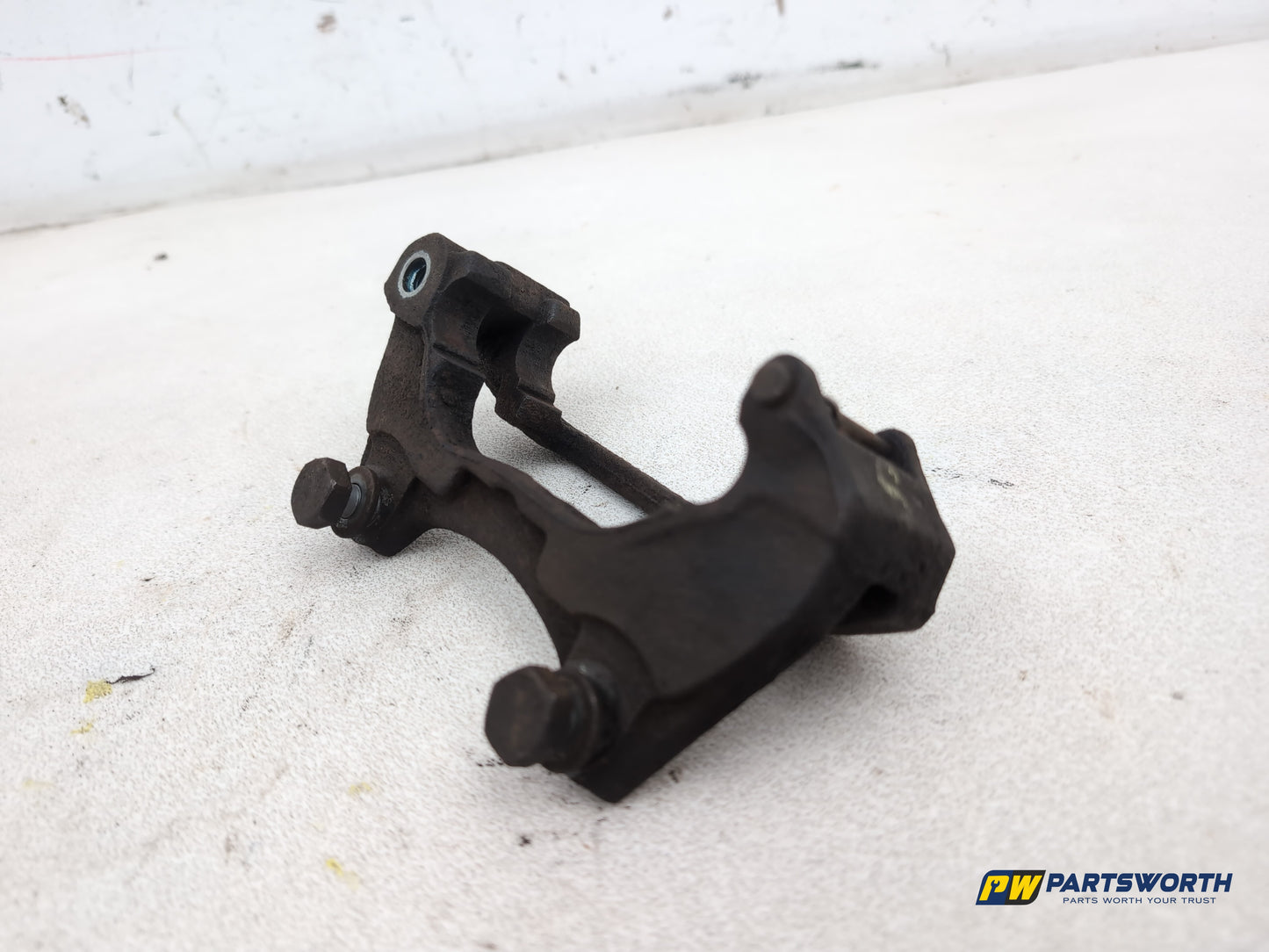 Fiat 500 Pop Front Brake Caliper Support Left Passenger Side 2007-2009 - photo 6