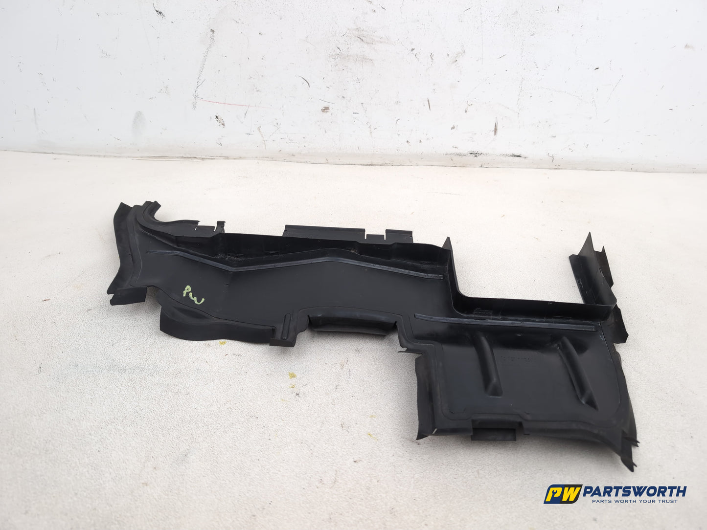Audi A6 Se Tdi Quattro Auto Radiator Air Guide Right Driver Side 2011-2014 - photo 6