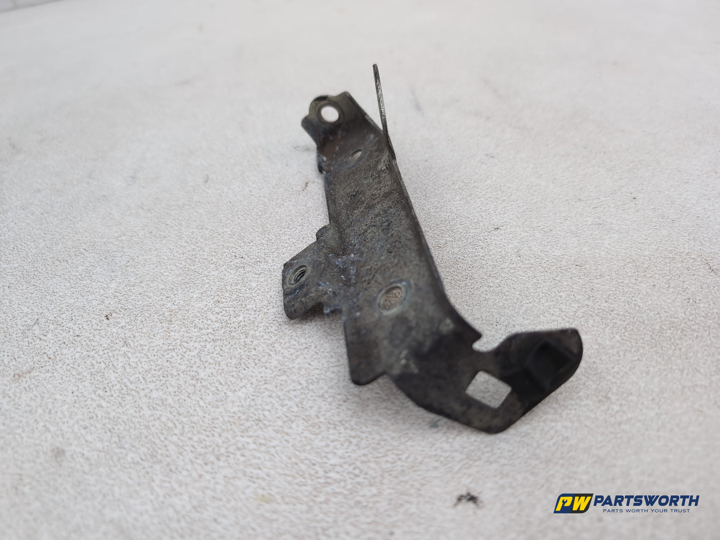 Mercedes-Benz Ml350 Spt Cdi Blueef-Cy Transverse Pipe To Cylinder Head Bracket - photo 6