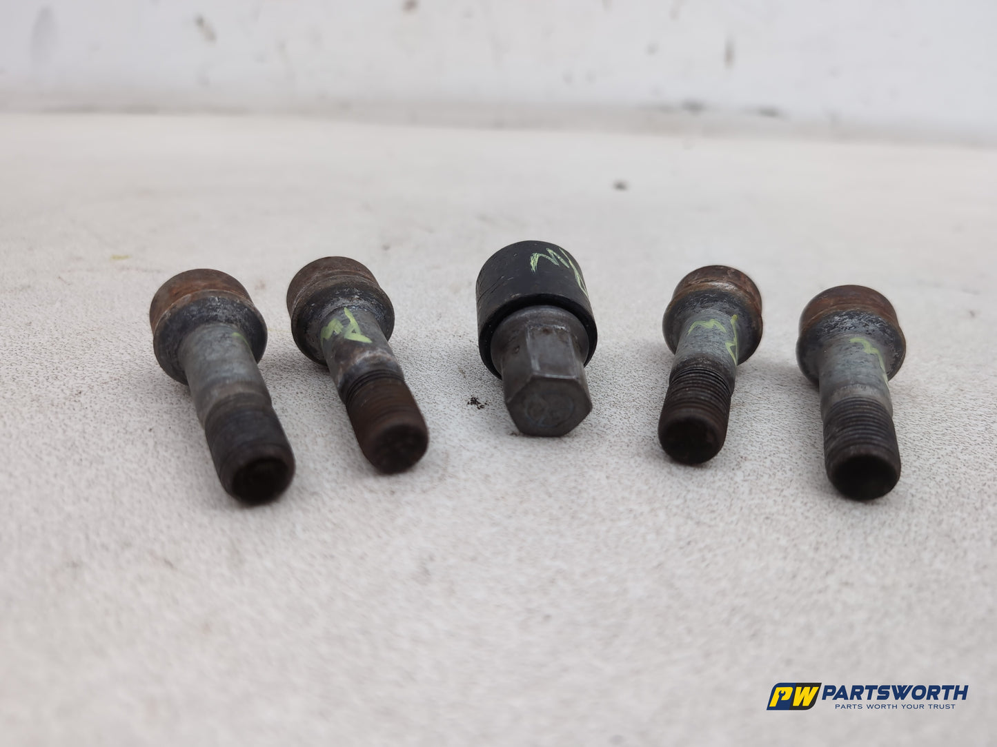 Mercedes-Benz Ml350 Spt Cdi Blueef-Cy Wheel Bolt Locking Nut Set - photo 6