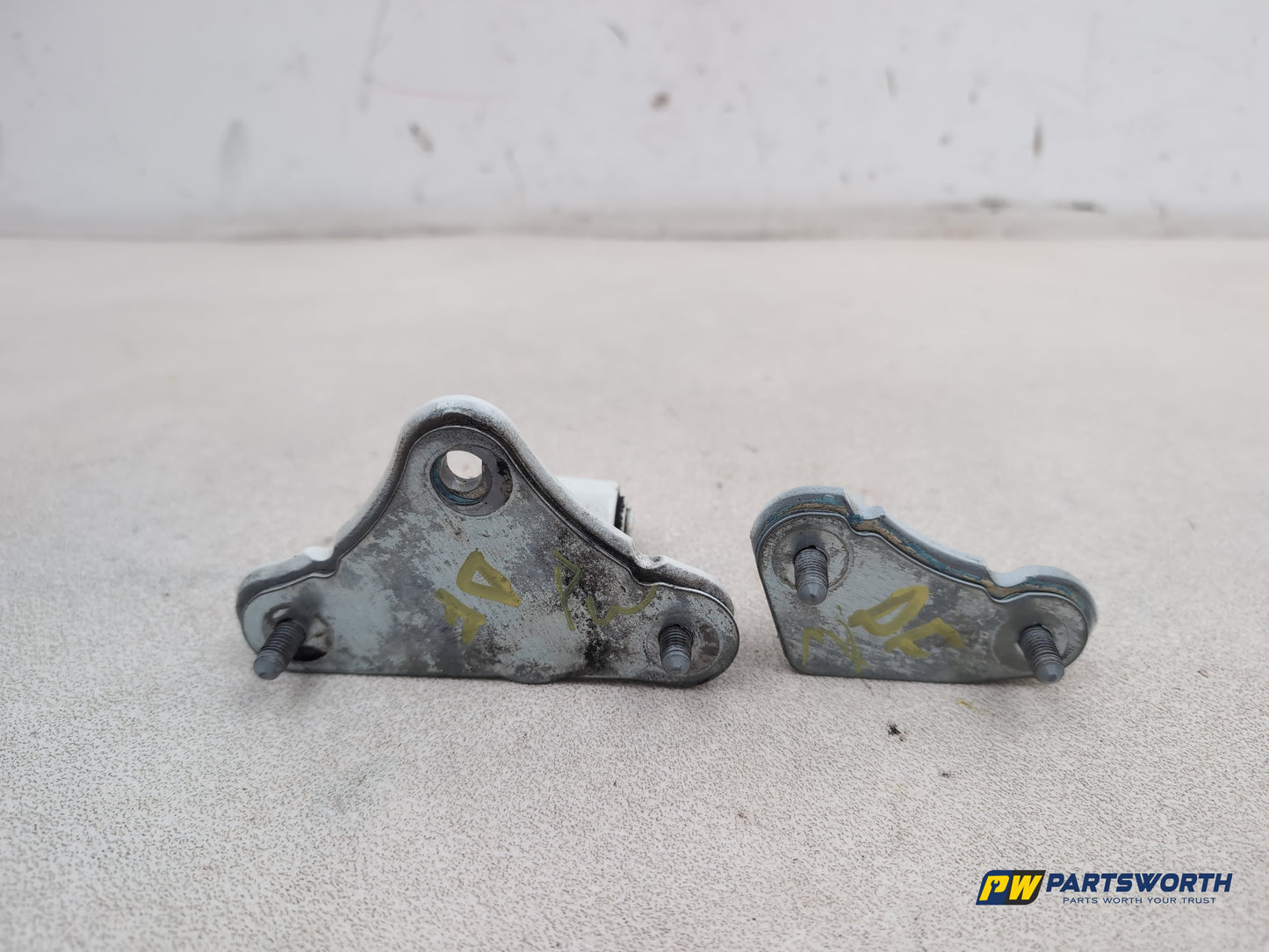 Mercedes-Benz Ml350 Spt Cdi Blueef-Cy A Front Door Hinge Pair Rh Driver Side - photo 6