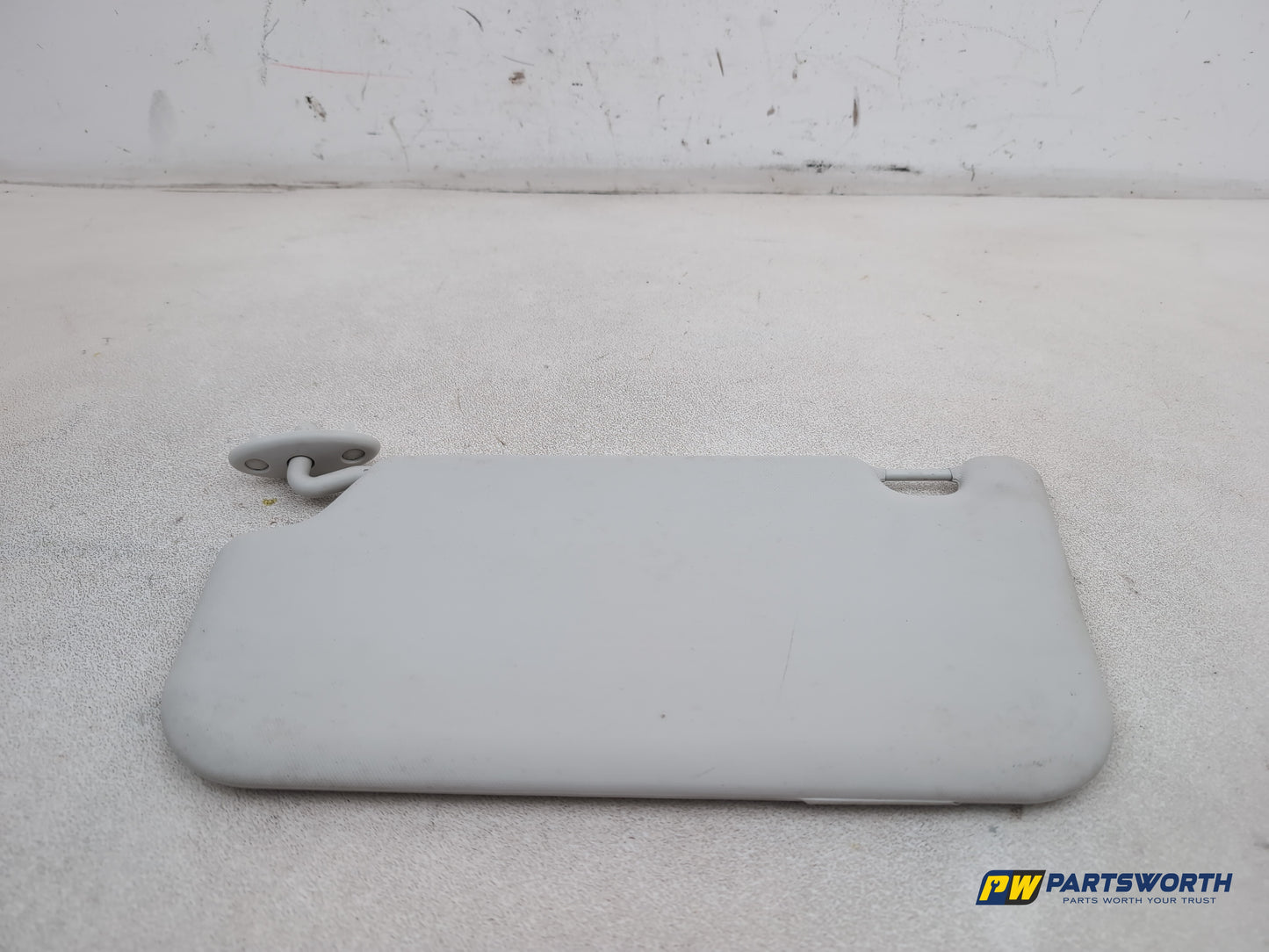 Ford Focus Zetec Turbo Sun Visor Rh Driver Side 2014-2019 - photo 6