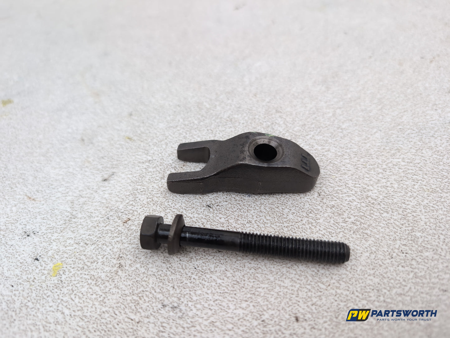 Kia Sportage 3 Sat Nav Crdi Fuel Injector Bracket Clamp And Bolt 2010-2015 - photo 6