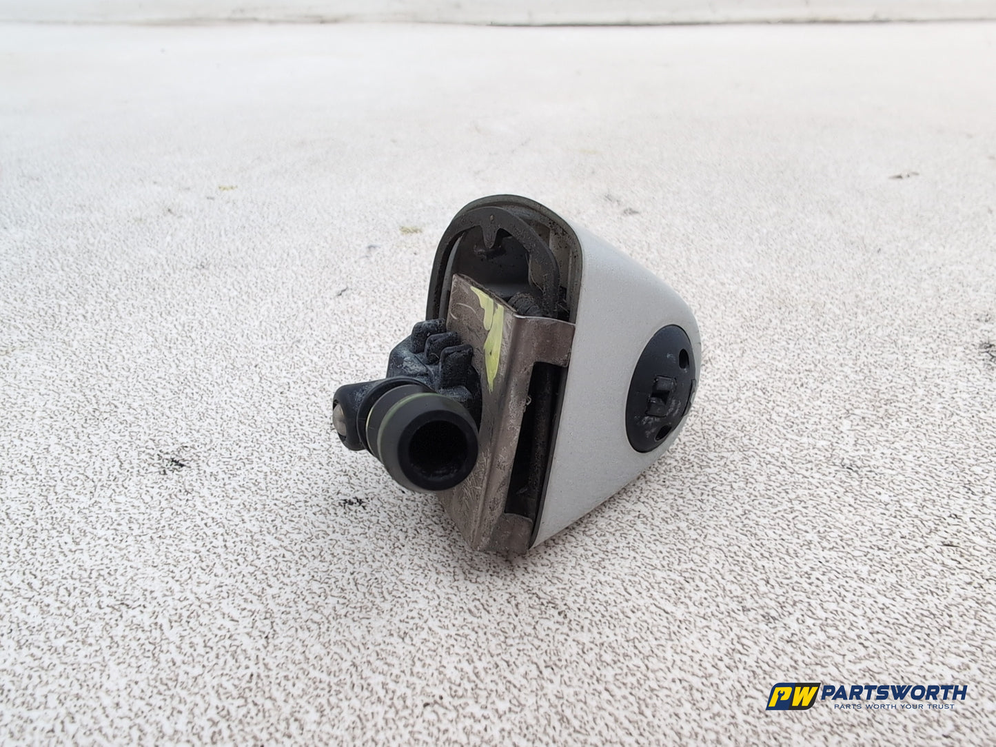 Headlamp Washer Jet RH 6
