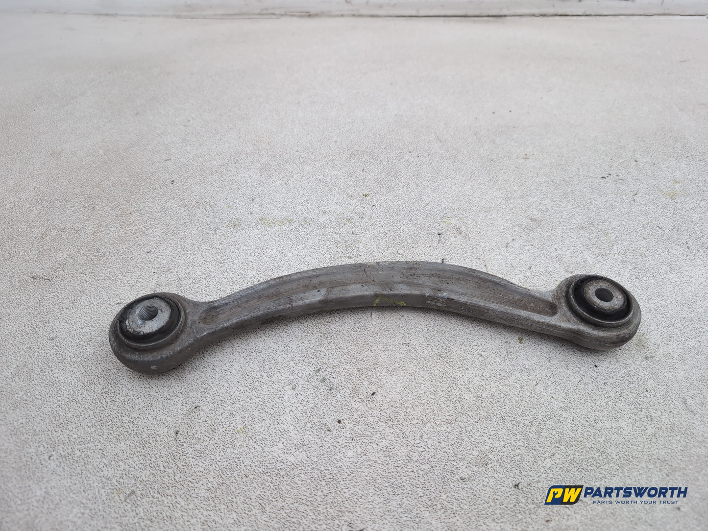 Suspension Arm Rear Wishbone LH 6