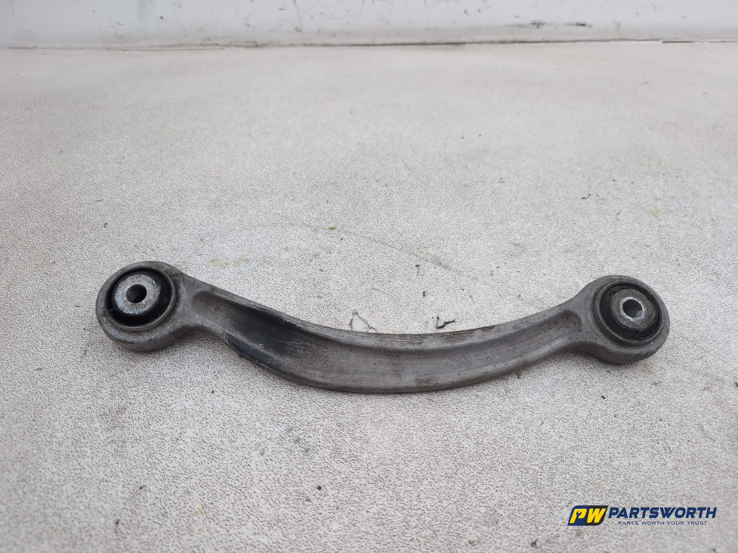 Suspension Arm Rear Wishbone RH 6