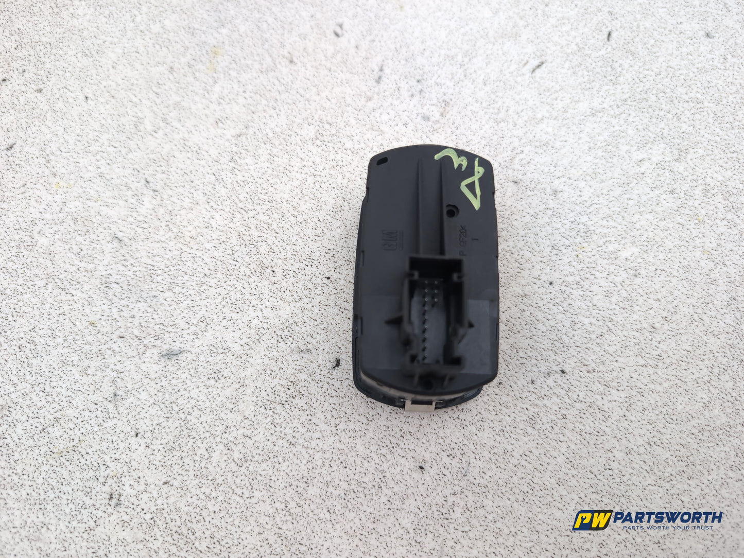 Vauxhall Corsa Se Front Window Switch Driver Side Right 13258522 2006-2014 - photo 6